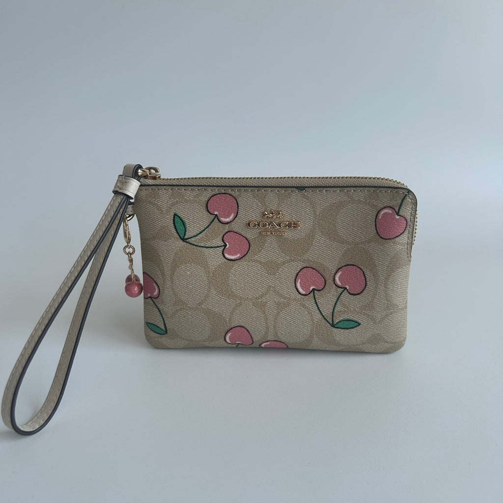 Coach Small Wristlet Signature Canvas Cherry Khaki Multi Coated Canvas Excellent0