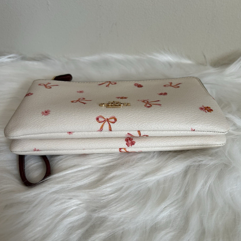 Coach Double Zip Wallet Chalk White Pebbled Leather Wristlet Excellent6