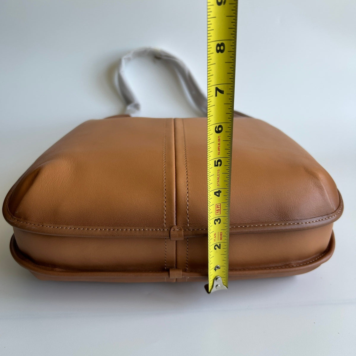 Coach Ergo 33 Natural Glovetanned Leather Shoulder Bag Excellent10