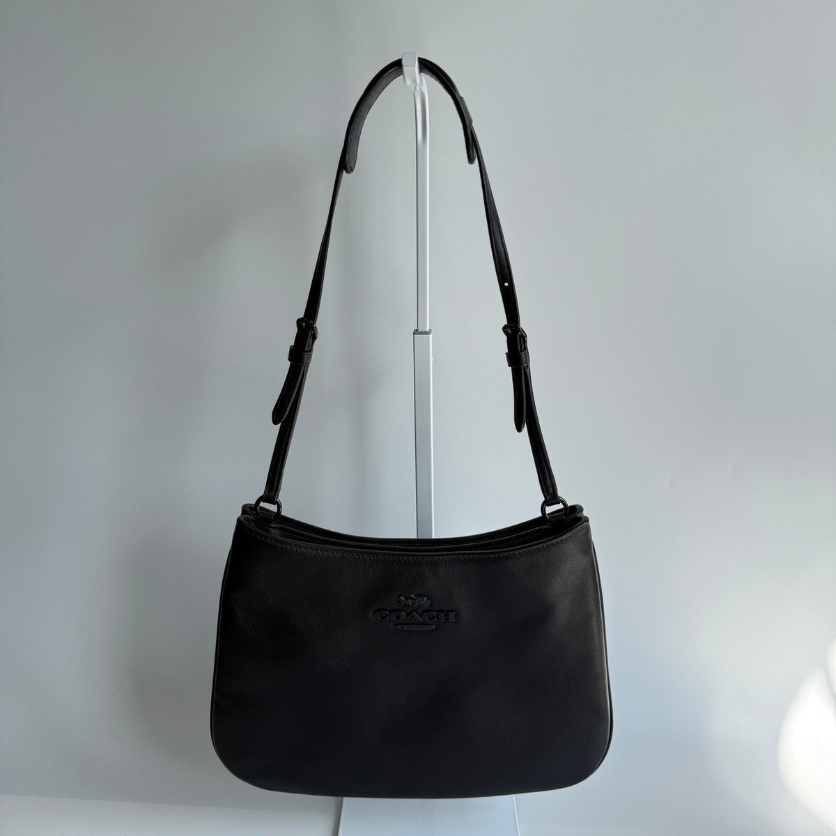 Coach Penelope Black Smooth Leather Shoulder Bag CP101