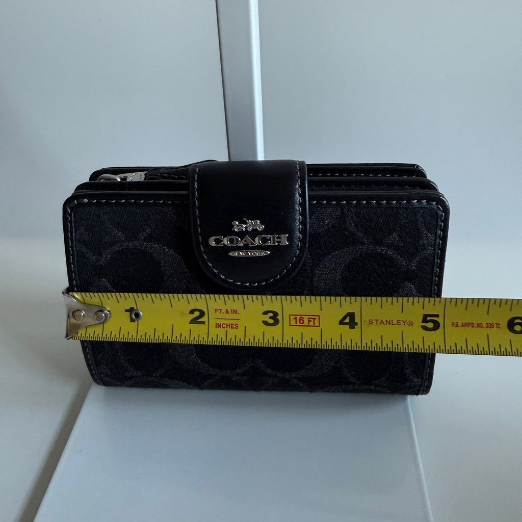 Coach Medium Corner Zip Wallet Silver Black Signature Denim CDF13 Compact Bifold
