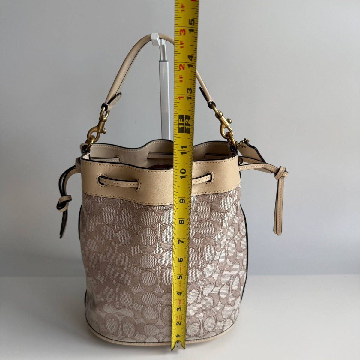 Coach Field Bucket Bag Stone Ivory Signature Jacquard Leather C3853