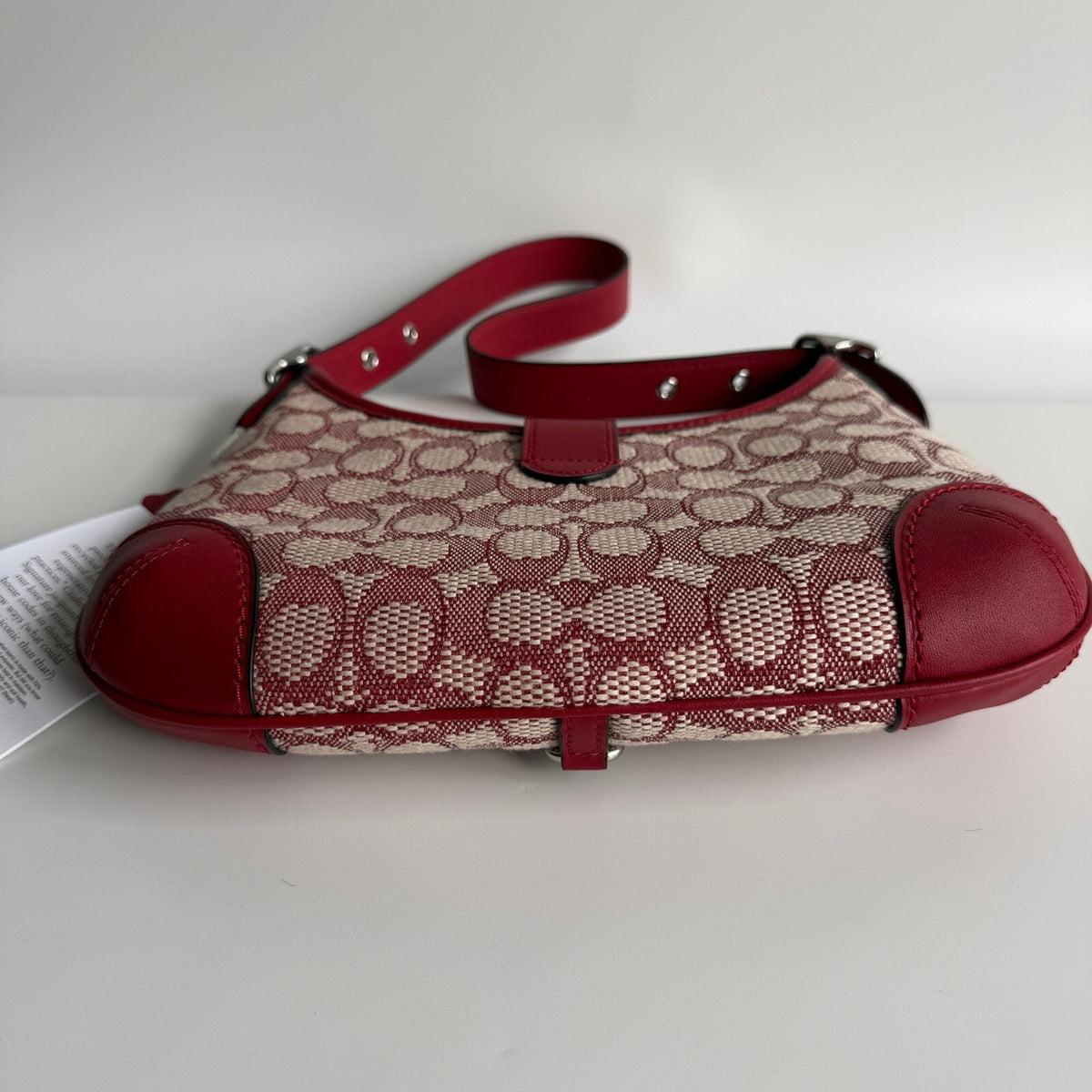 Coach Hamptons Hobo Ruby Ivory Signature Jacquard Shoulder Bag CY931