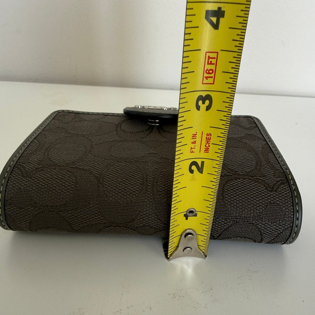 Coach Medium Corner Zip Bifold Wallet Olive Signature Canvas CT922