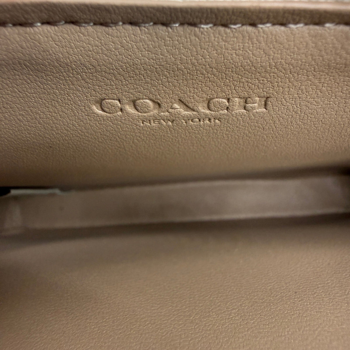 Coach Zip Card Case Black White Signature Canvas Leather Wallet CP468