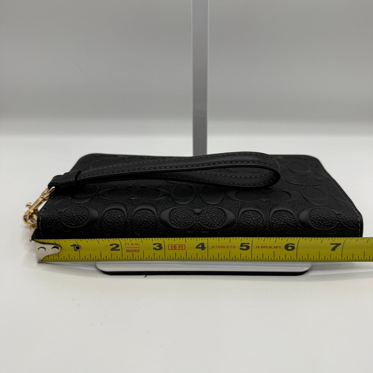 Coach Long Zip Around Wallet Black Signature Leather Wristlet CEW21