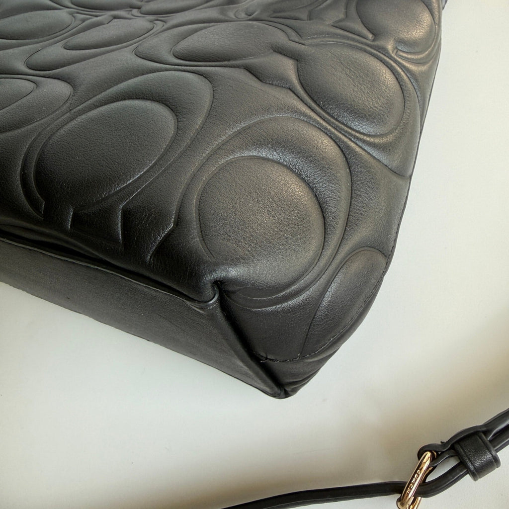 Coach Laurel Shoulder Bag Black Signature Embossed Leather CZ178