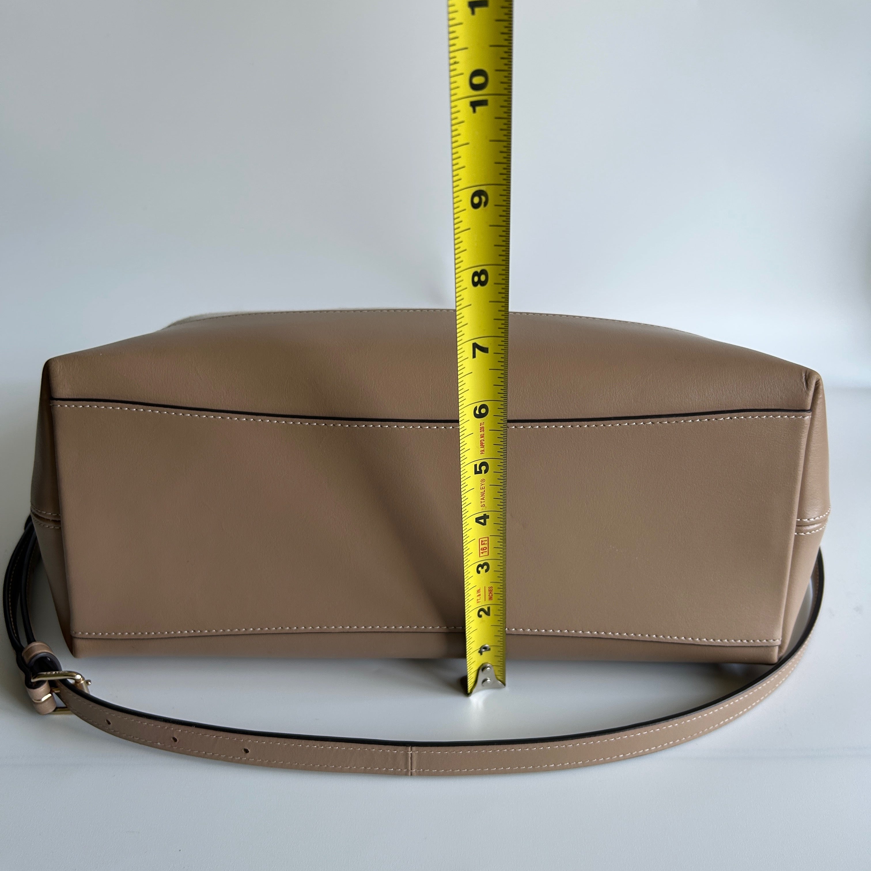 Coach Laurel Large Shoulder Bag Taupe Canvas Leather CAK92 Good