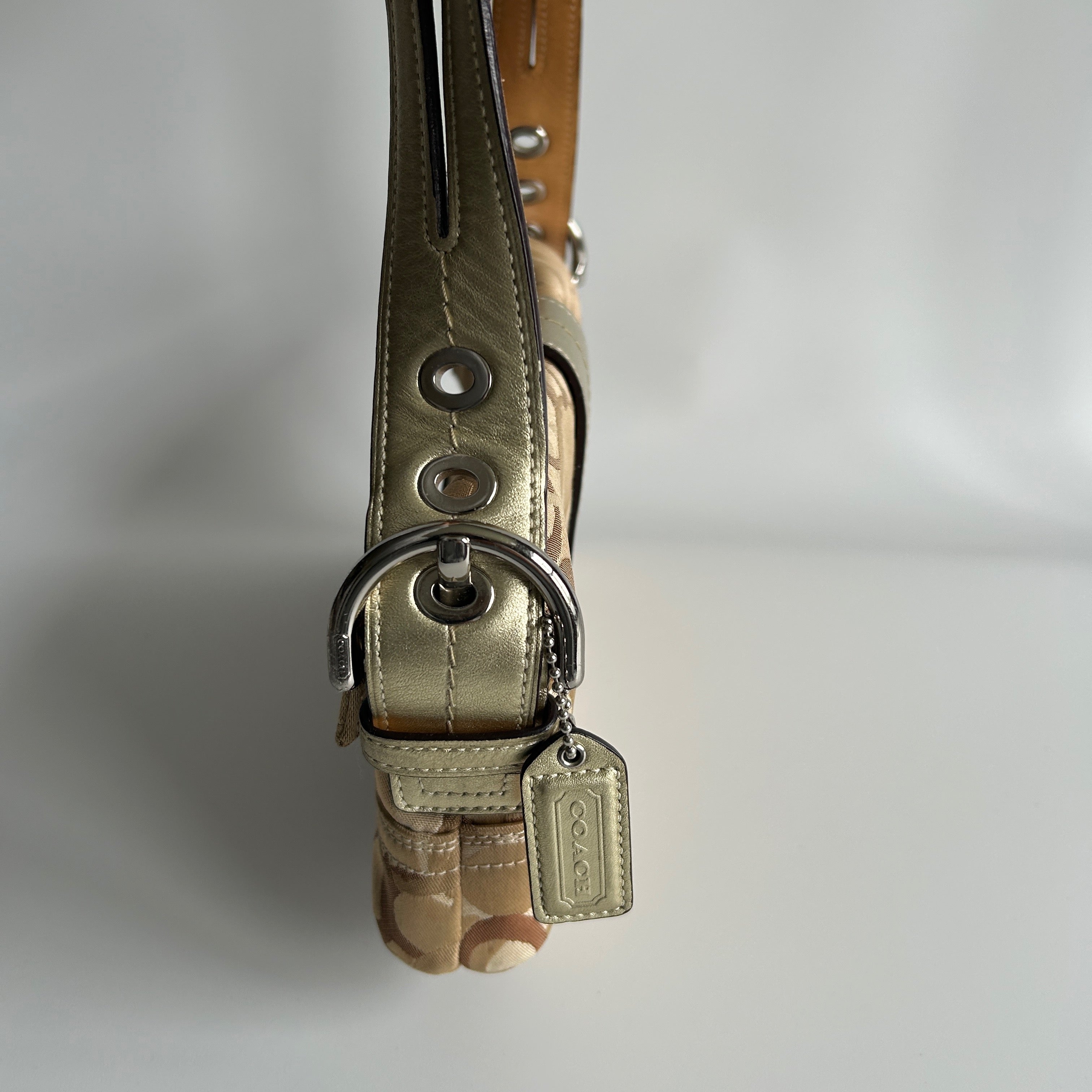 Coach Soho Tan Gold Canvas Leather Shoulder Bag 0492 Good