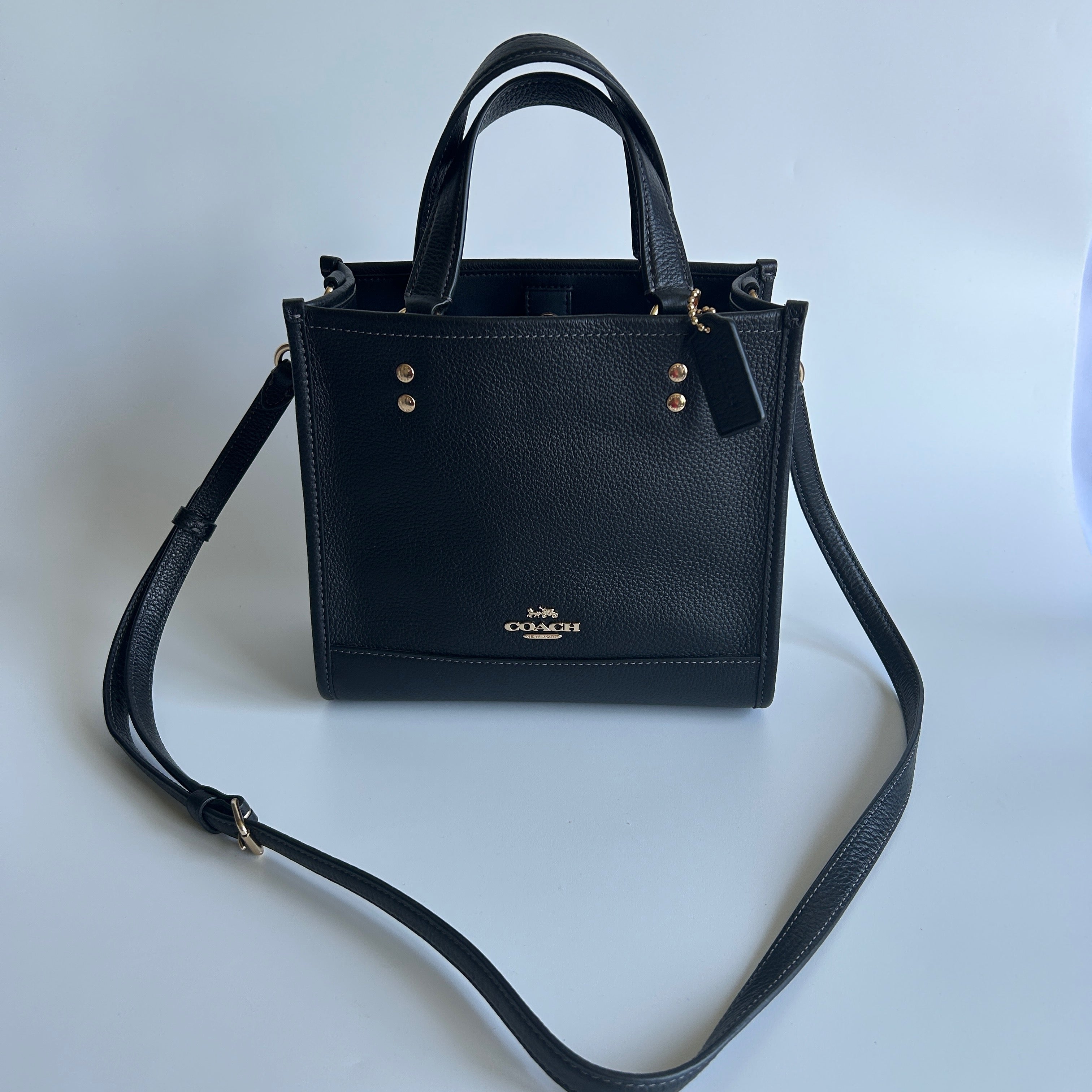 Coach Dempsey Tote 22 Black Pebbled Leather Shoulder Bag Excellent