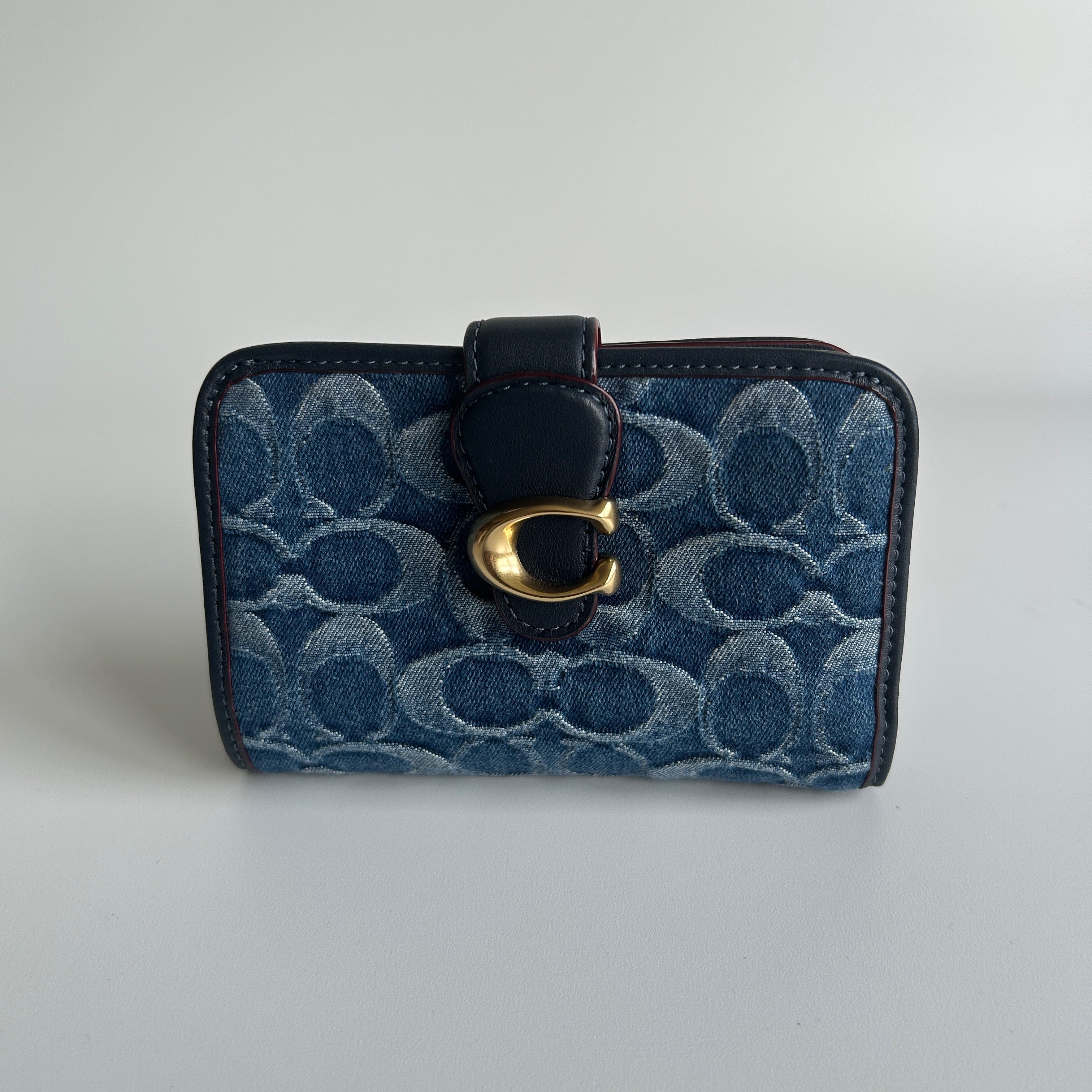 Coach Tabby Medium Wallet Chambray Blue Denim Leather Brass CA193 Excellent