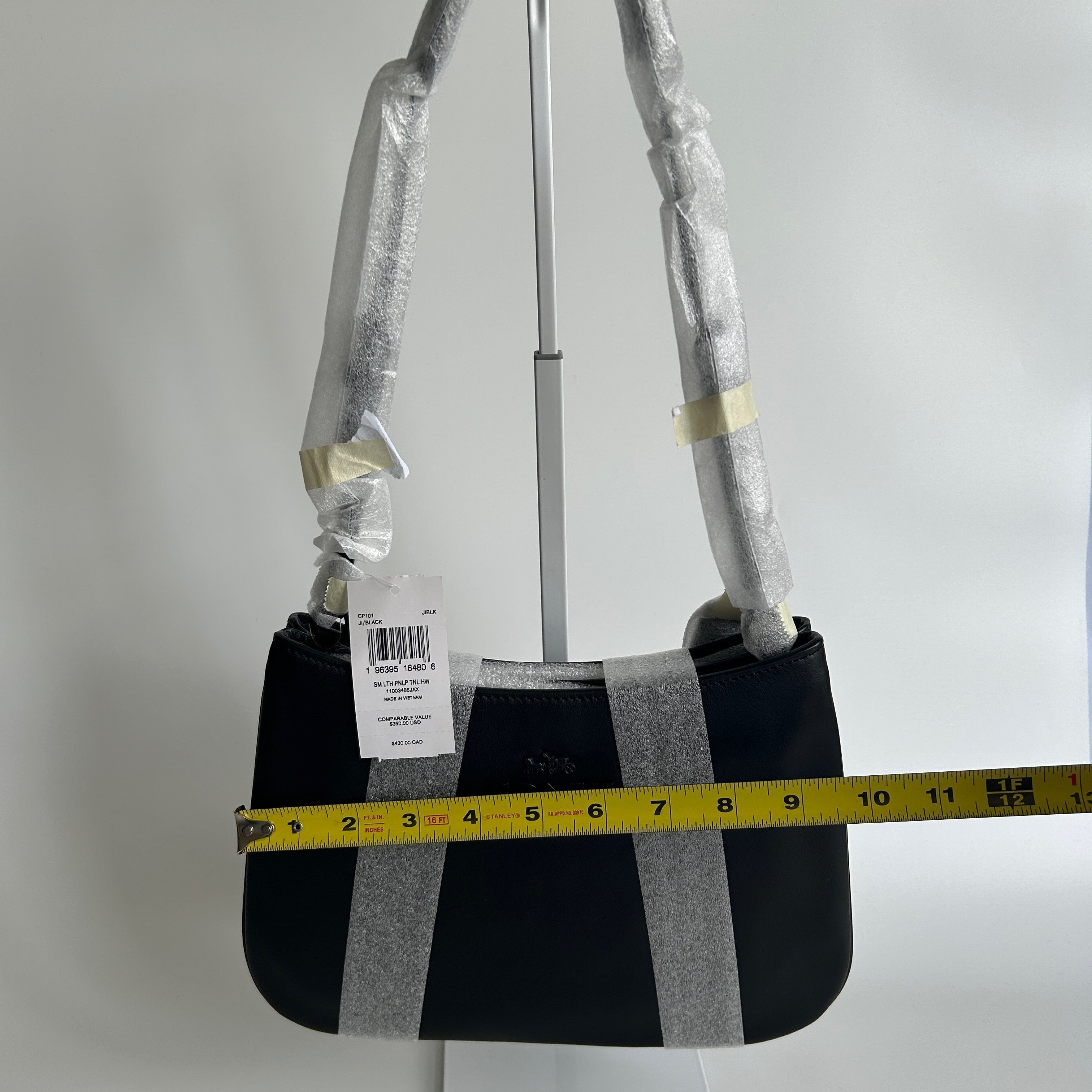 Coach Penelope CP101 Black Leather Shoulder Bag New