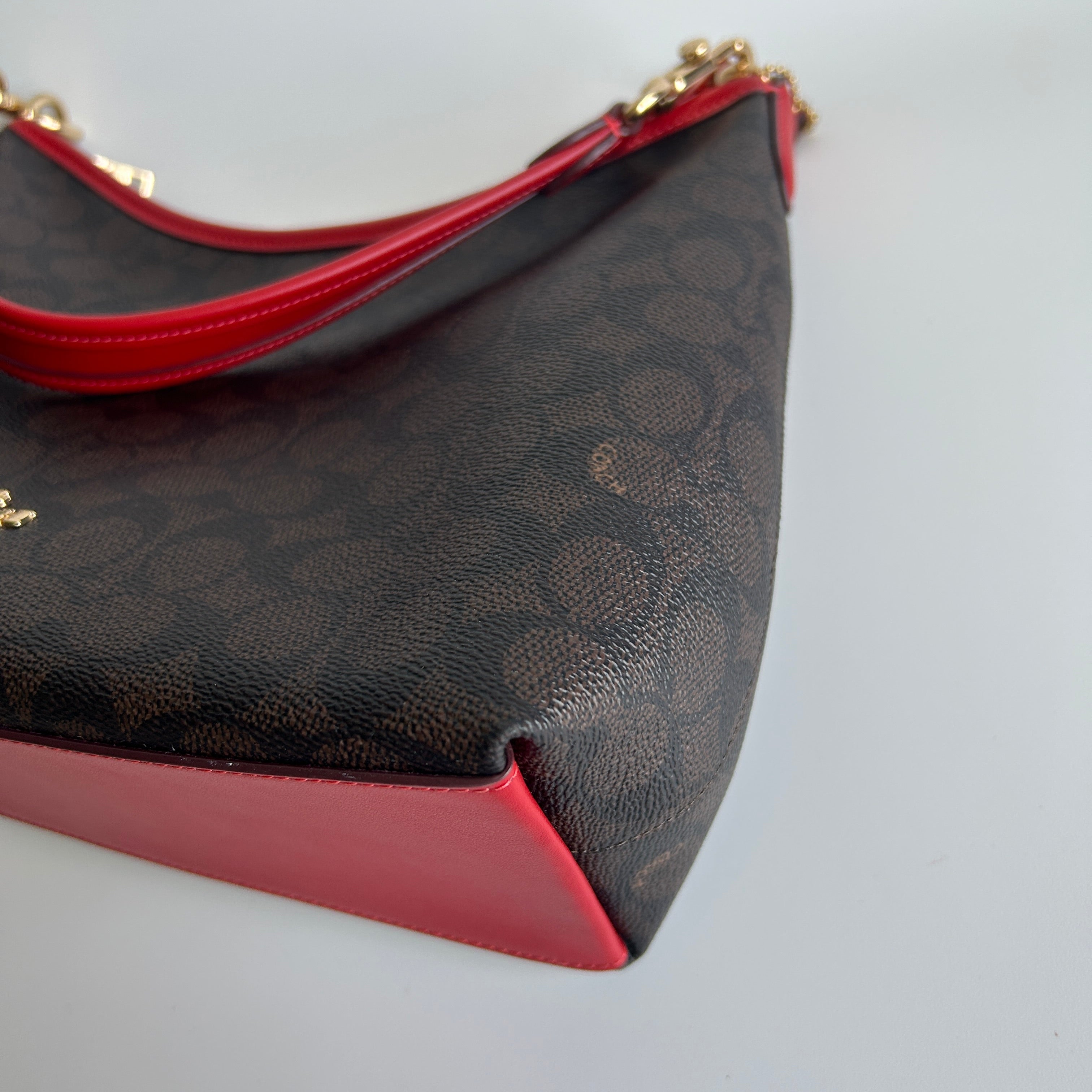 Coach Laurel Brown Red Signature Canvas Leather Shoulder Bag Excellent CV975