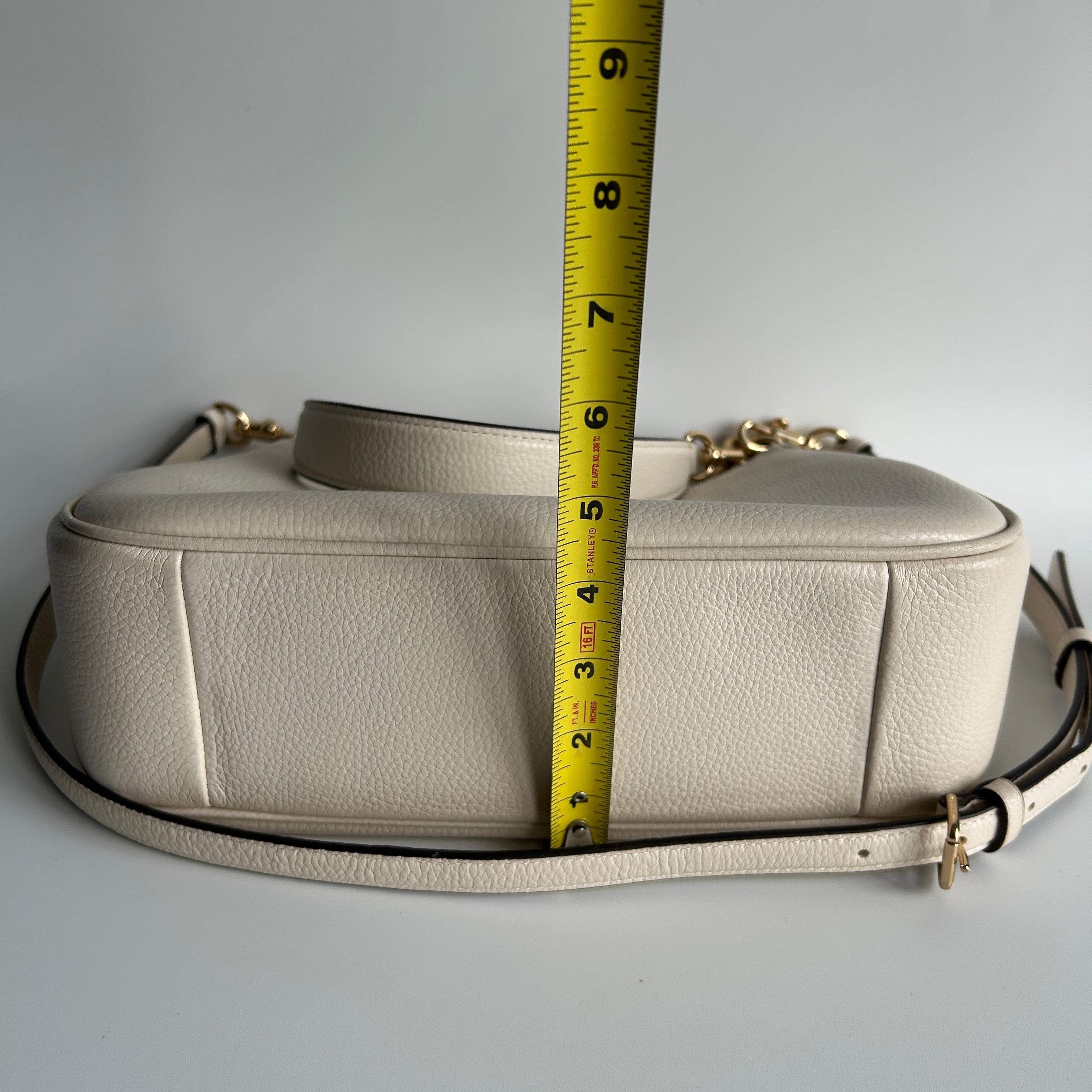 Coach Teri Hobo Chalk White Pebbled Leather Shoulder Bag Excellent