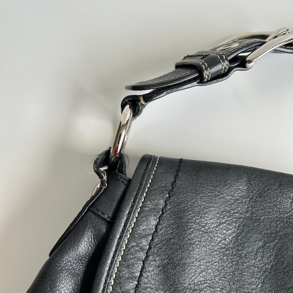 Coach Soho Pleated Flap Black Pebbled Leather Shoulder Bag Good