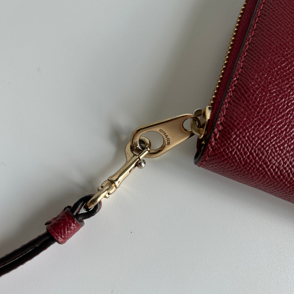 Coach Long Zip Around Wristlet Red Crossgrain Leather C4451 Excellent