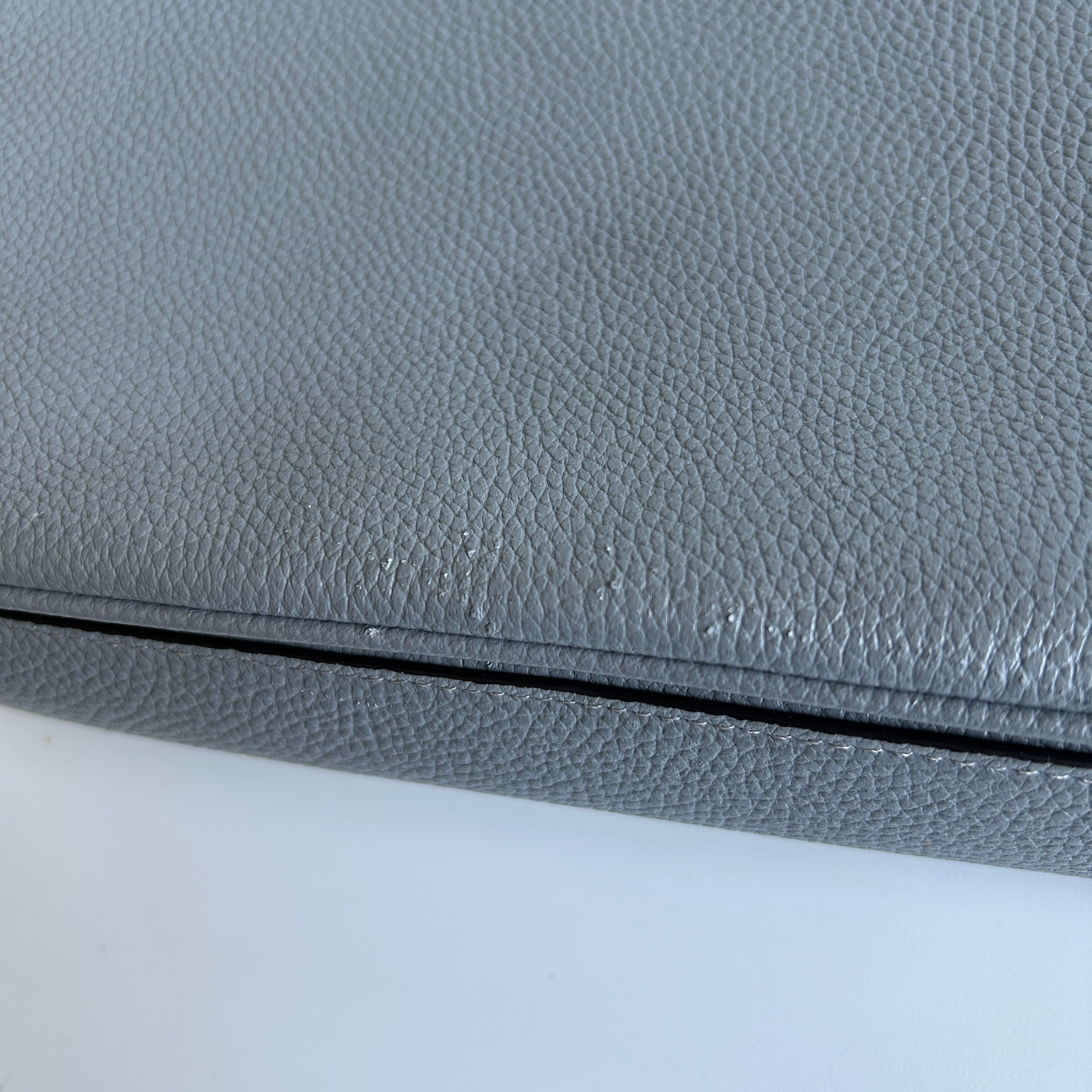 Coach Cassie Crossbody 19 Grey Pebbled Leather Shoulder Bag Good