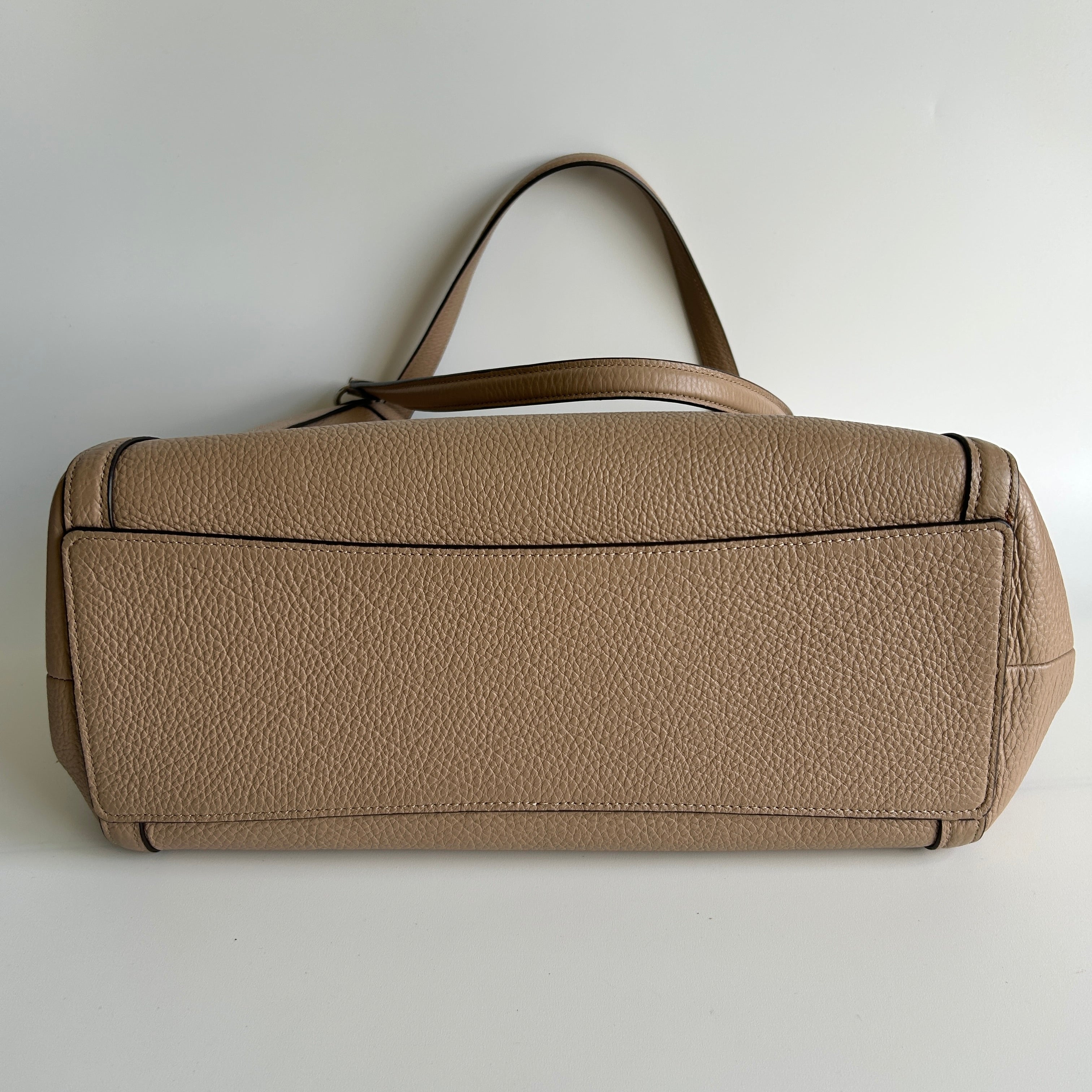 Coach Kristy Taupe Pebbled Leather Shoulder Bag Excellent