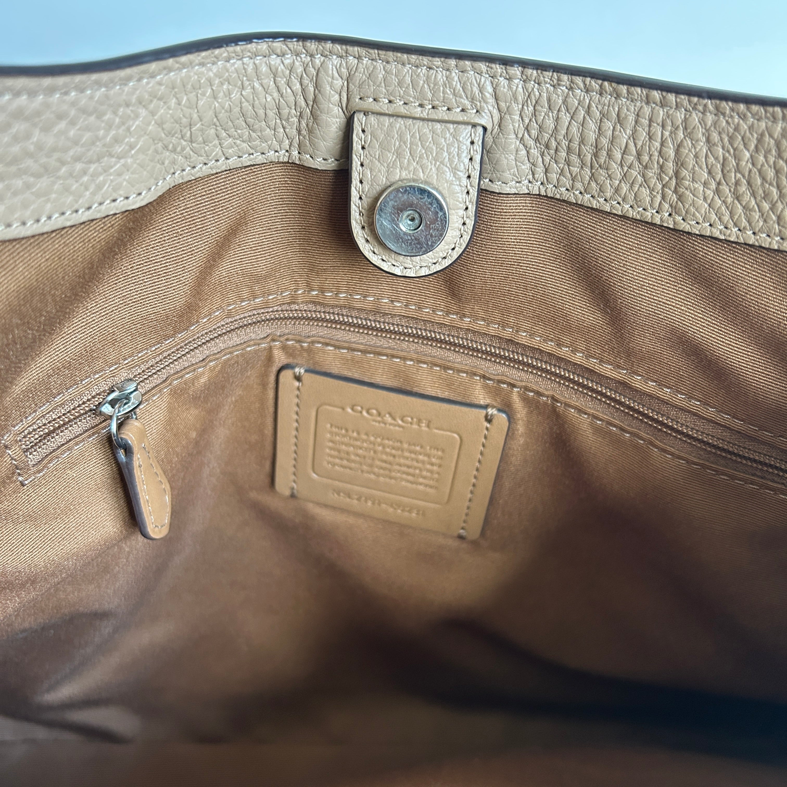 Coach Kristy Taupe Pebbled Leather Shoulder Bag Excellent