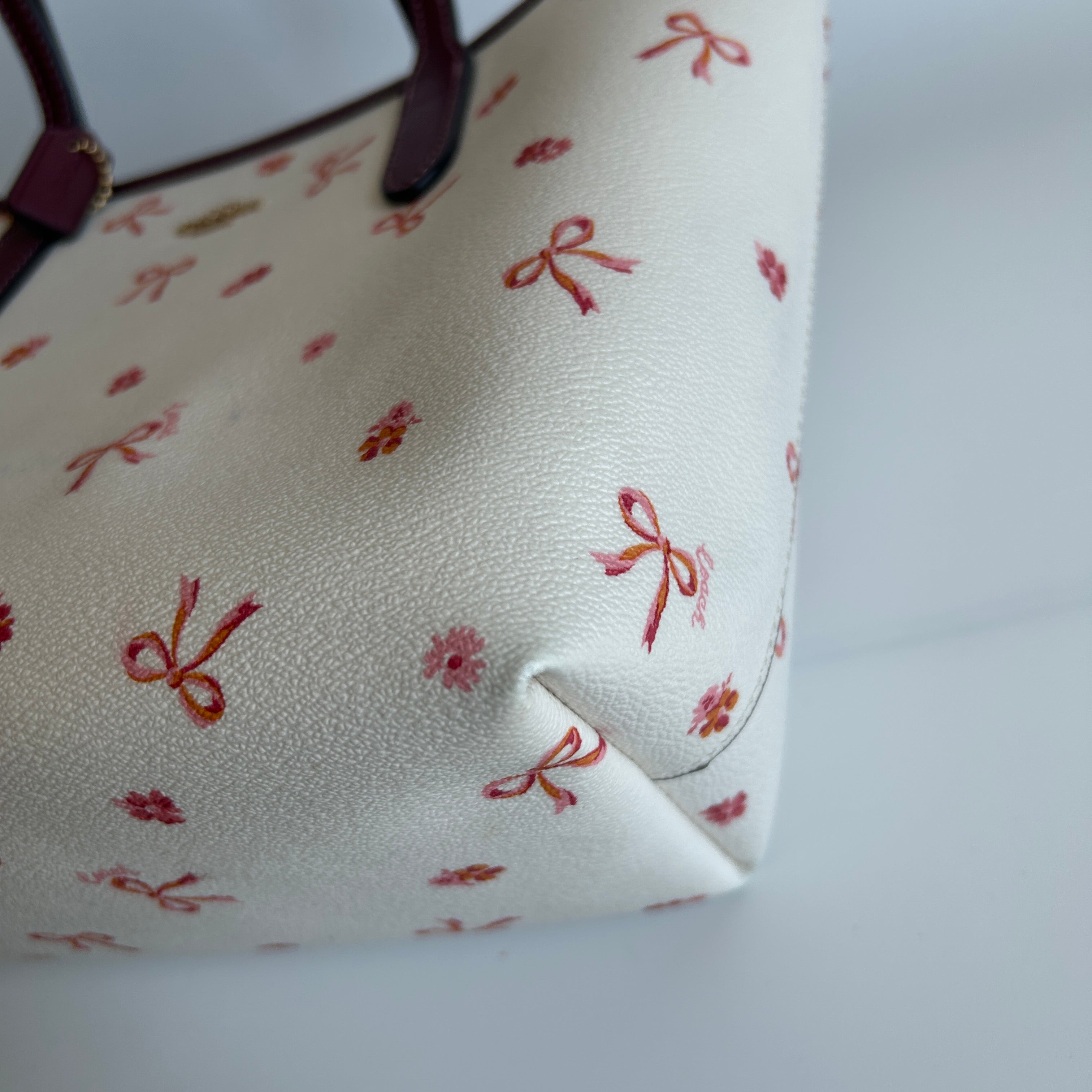 Coach Mini City Tote Chalk White Bow Print Leather Bag CN681 Excellent
