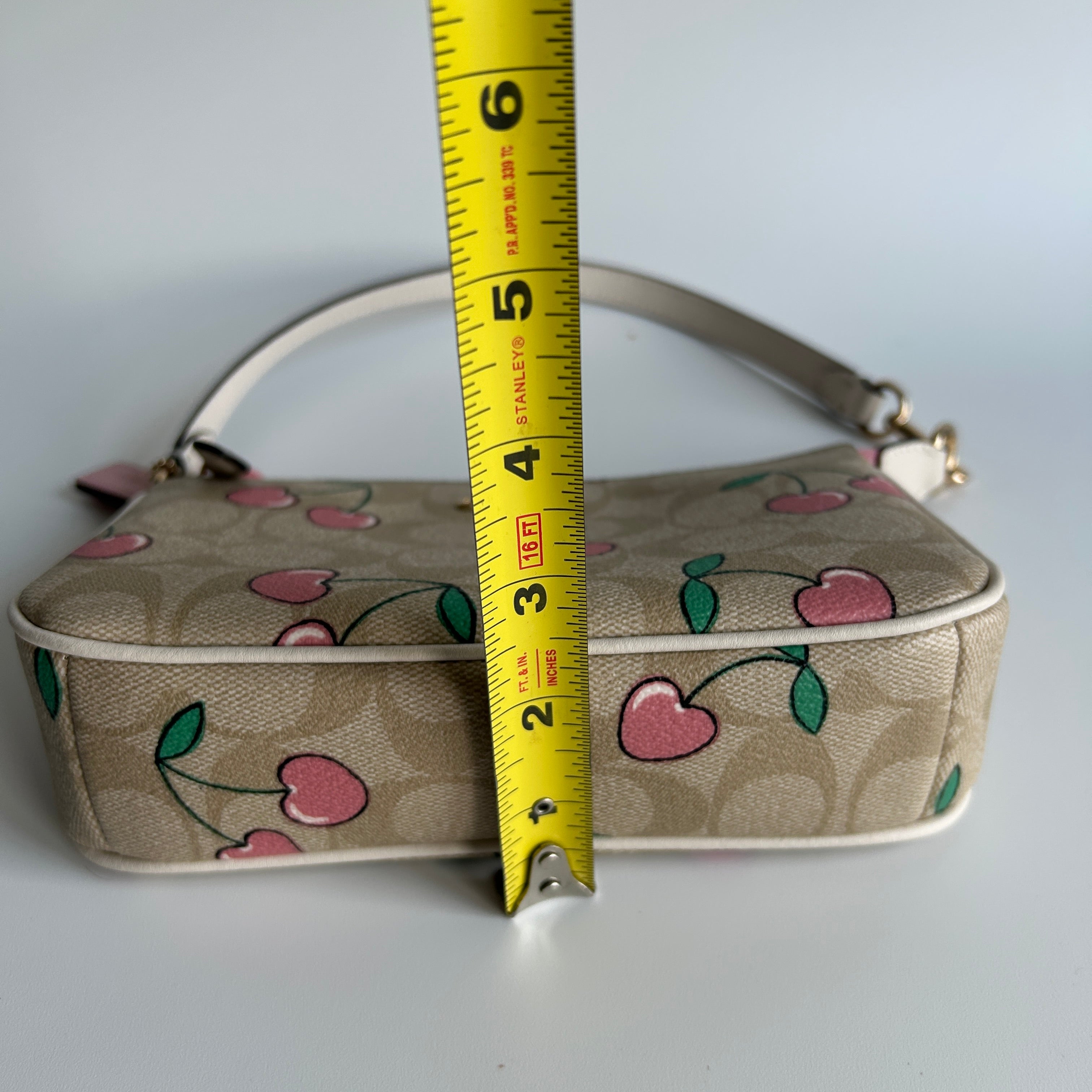 Coach Heart Cherry Nolita 19 Light Khaki Multi Canvas Wristlet NEW