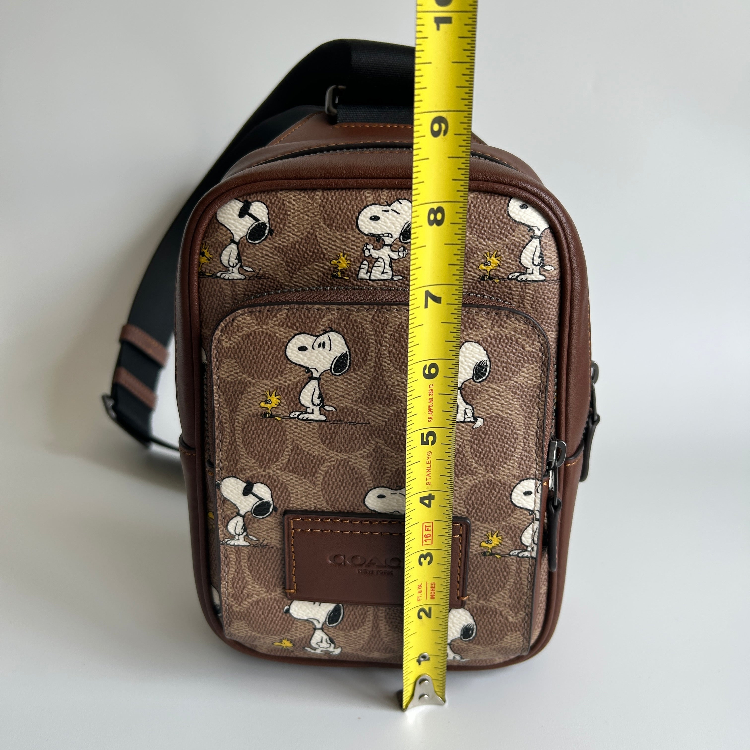 Coach Peanuts Snoopy West Pack Brown Coated Canvas Sling Bag Excellent