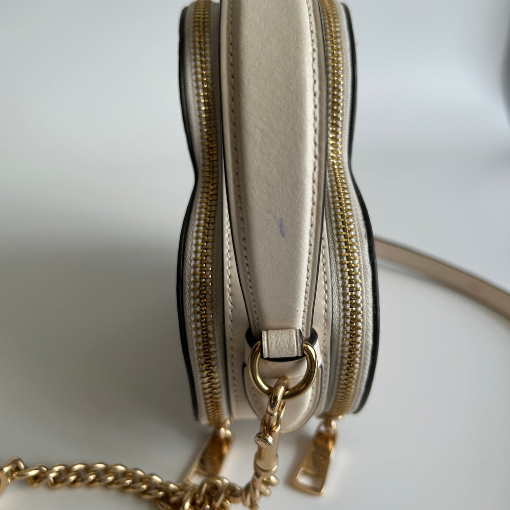 Coach Heart Bag Chalk White Signature Canvas Pink Hearts Crossbody Good