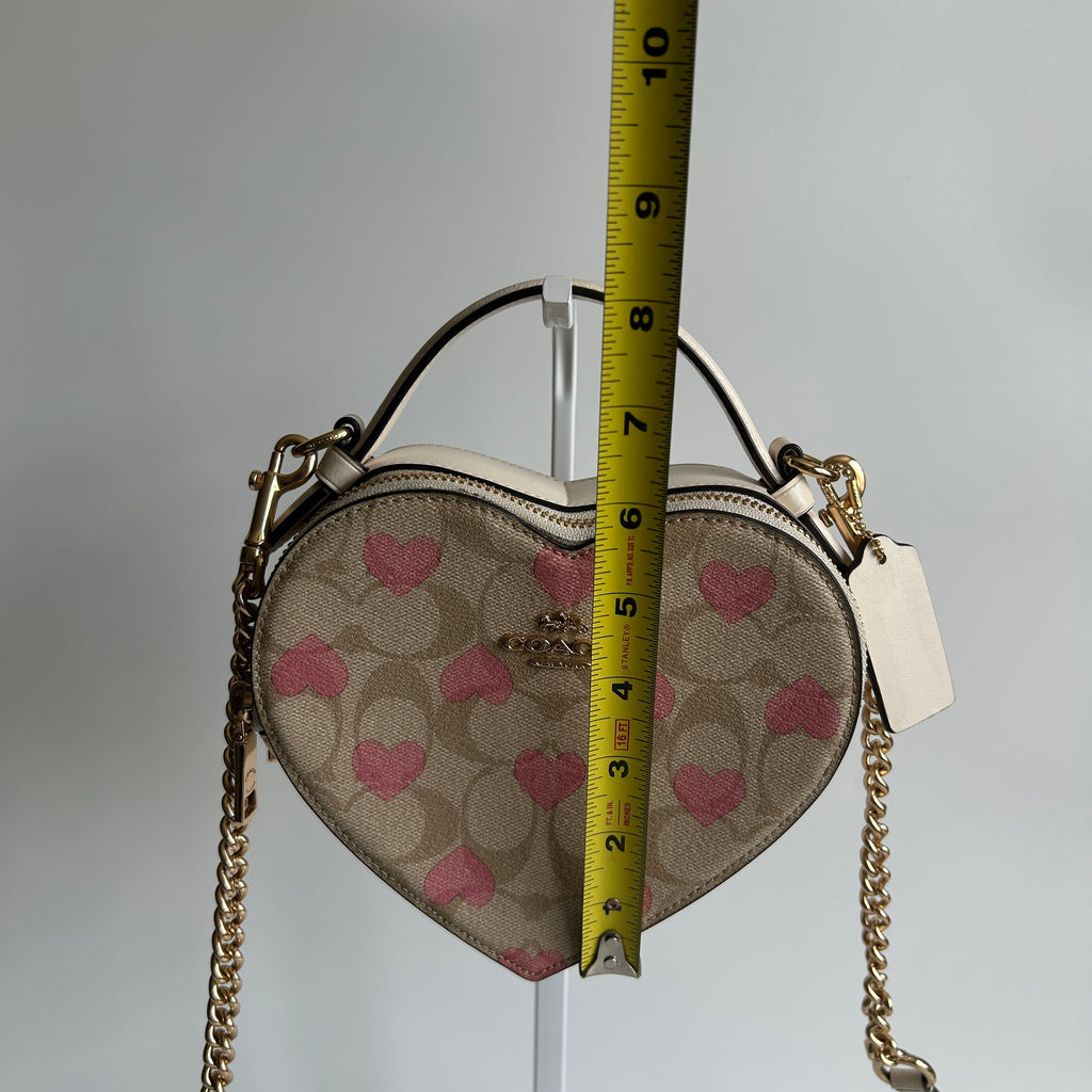 Coach Heart Bag Chalk White Signature Canvas Pink Hearts Crossbody Good