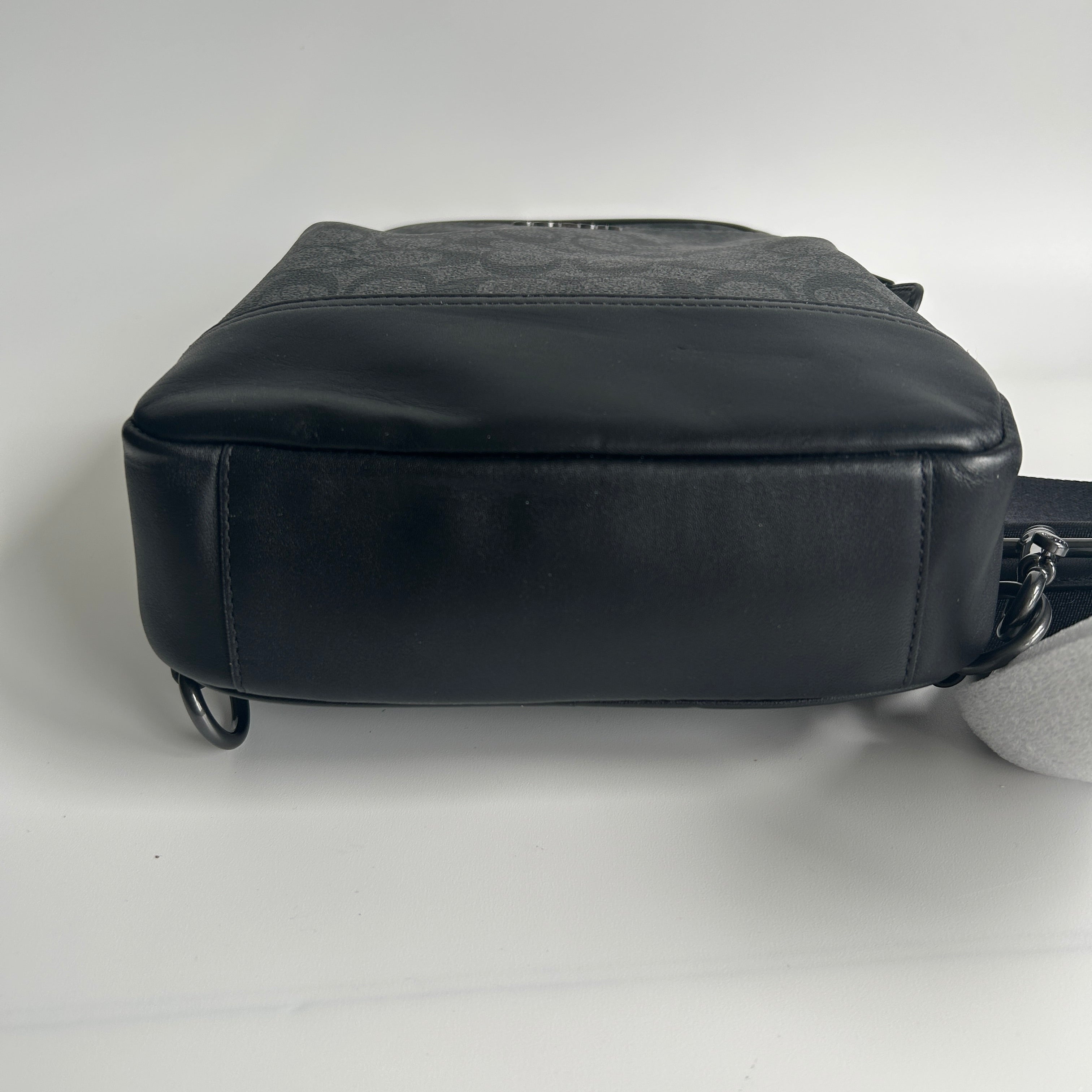 Coach Graham Pack Charcoal Black Signature Canvas Leather Sling Bag C2932 New