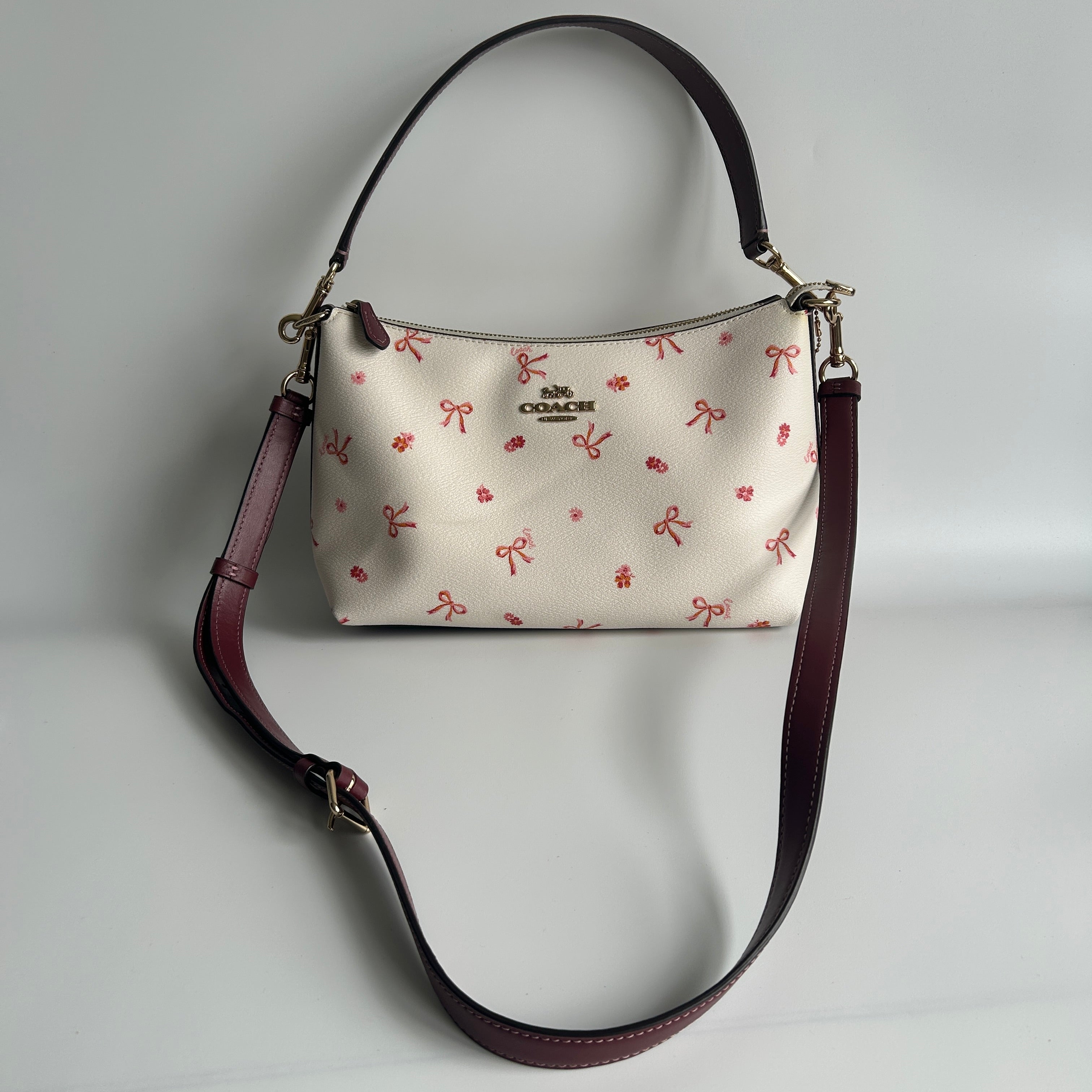 Coach Clara Chalk White Bow Print Pebbled Leather Shoulder Bag CN687 Excellent