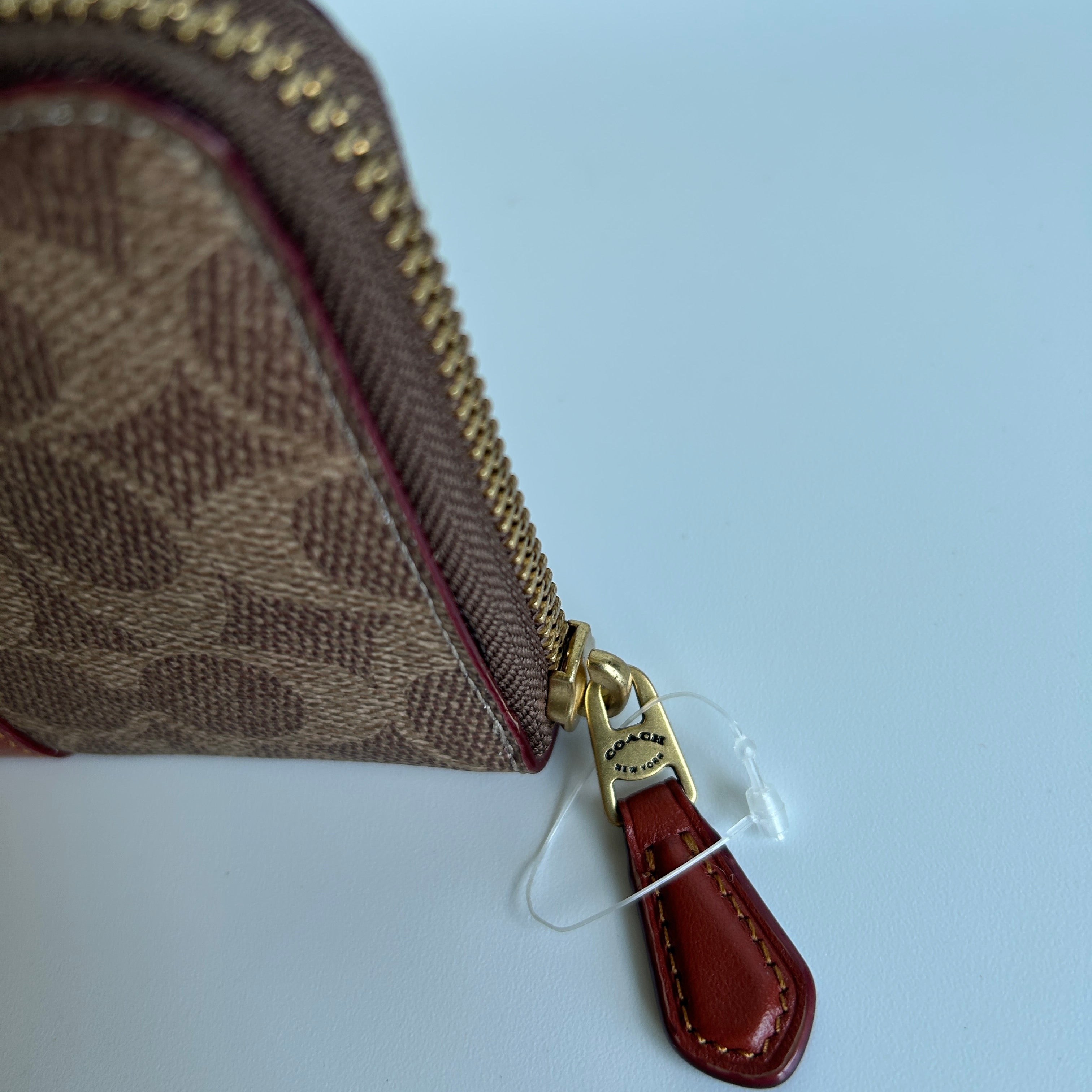 Coach Accordion Zip Brown Signature Canvas Red Leather Wallet Excellent