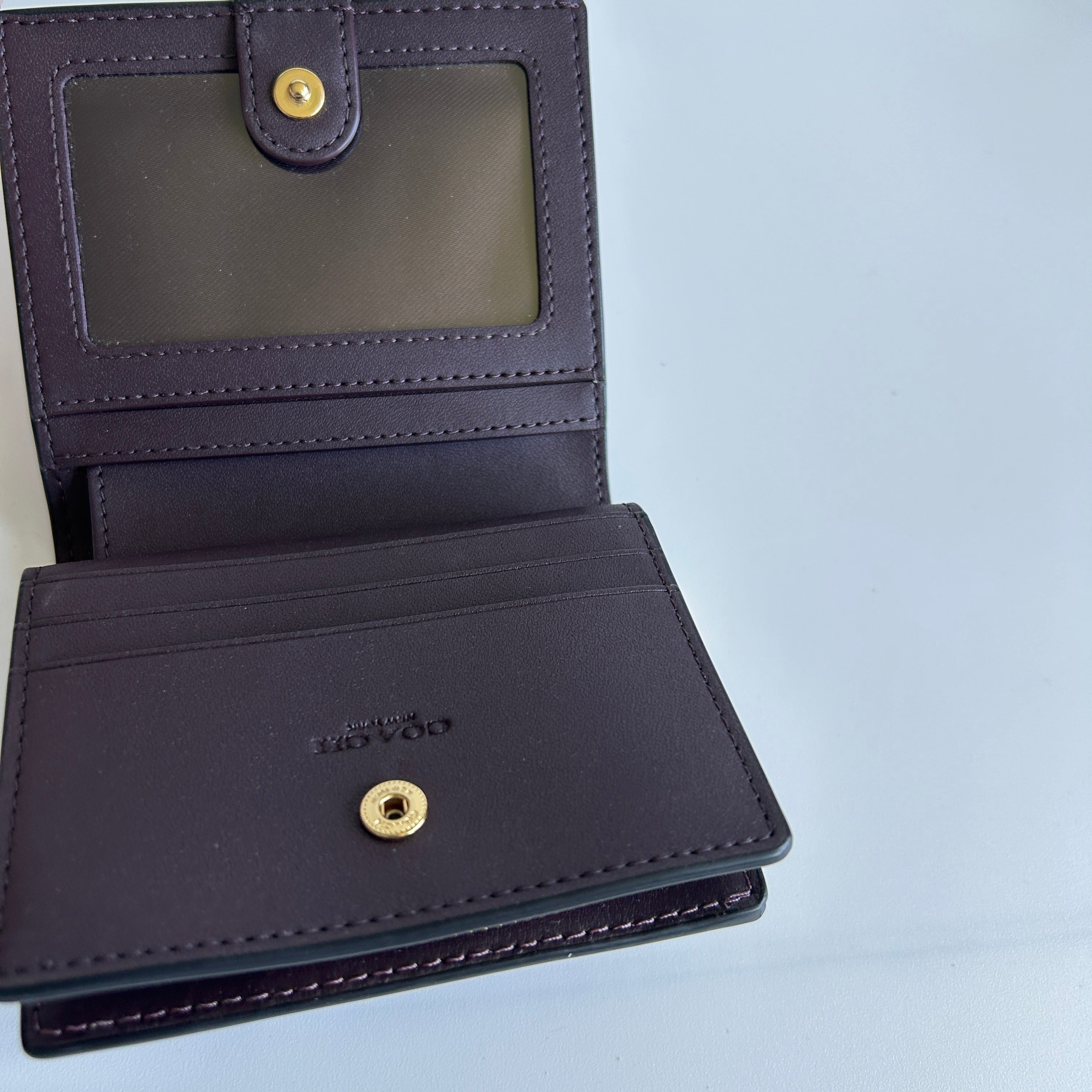 Coach Snap Wallet Wine Black Cherry Signature Canvas C3321 Excellent
