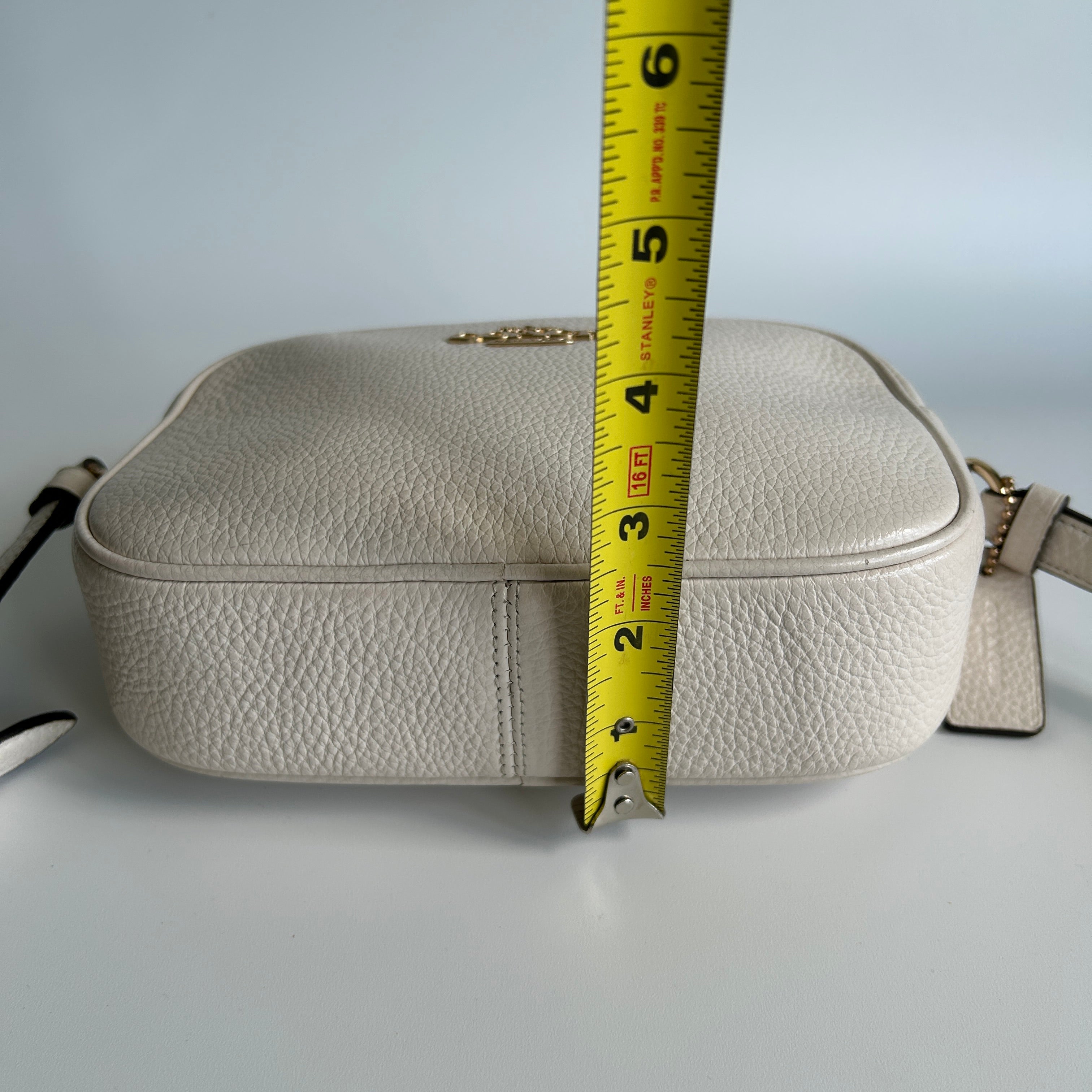 Coach Mini Camera Bag Chalk White Pebbled Leather Crossbody GOOD