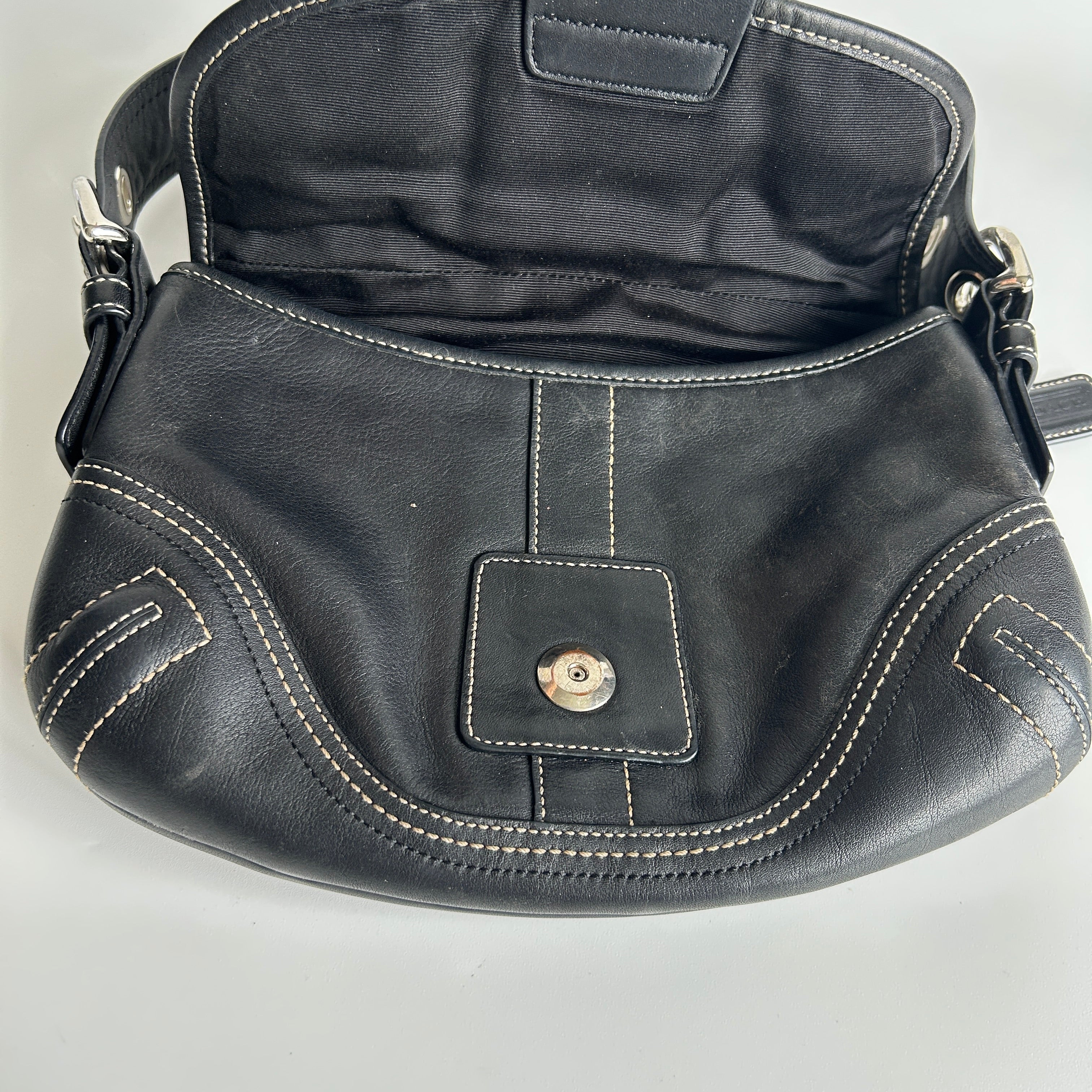 Coach Soho Buckle Flap Black Leather Shoulder Bag F10926 Good Condition