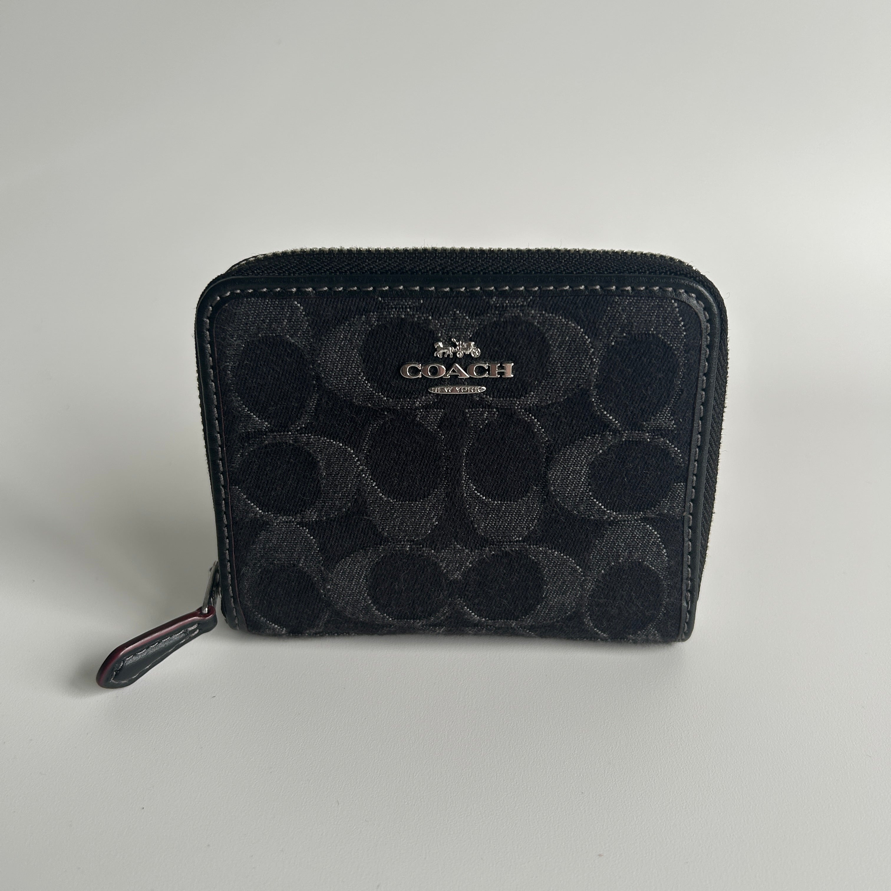Coach Small Zip Around Black Signature Denim Canvas Leather Wallet Excellent