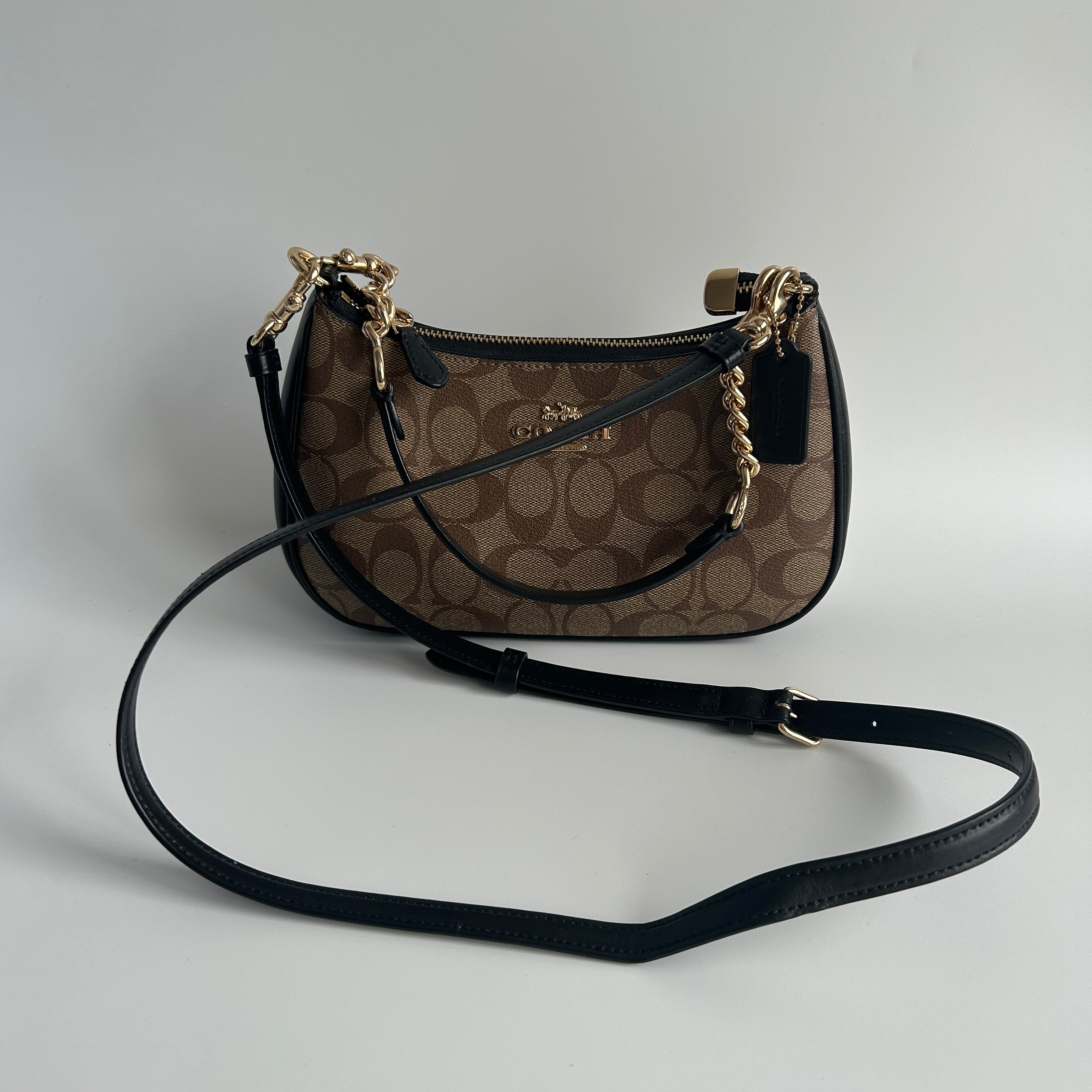 Coach Teri Shoulder Bag Brown Black Signature Canvas Leather CA548 Excellent