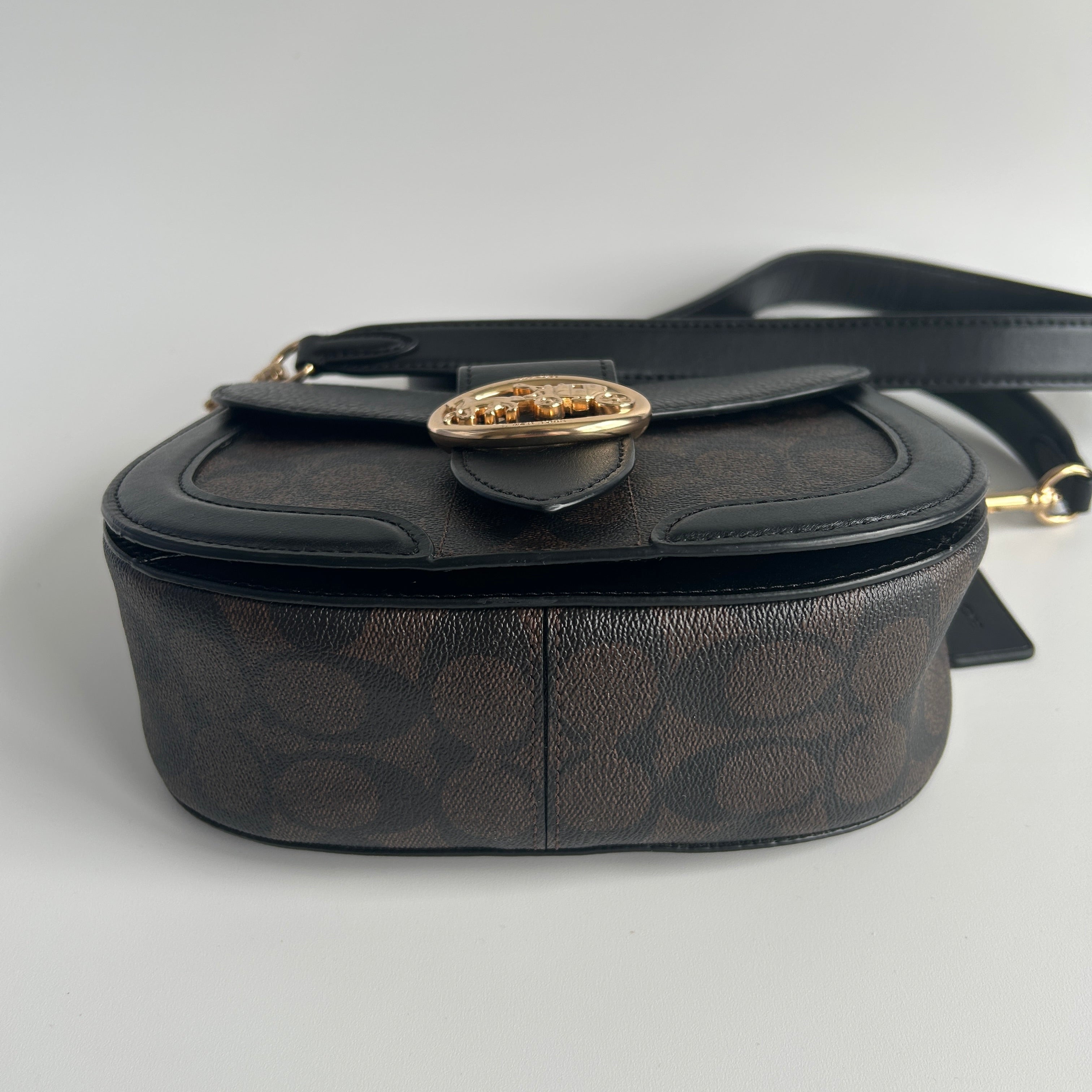 Coach Georgie Saddle Bag Brown Black Signature Canvas Leather C2806 Excellent