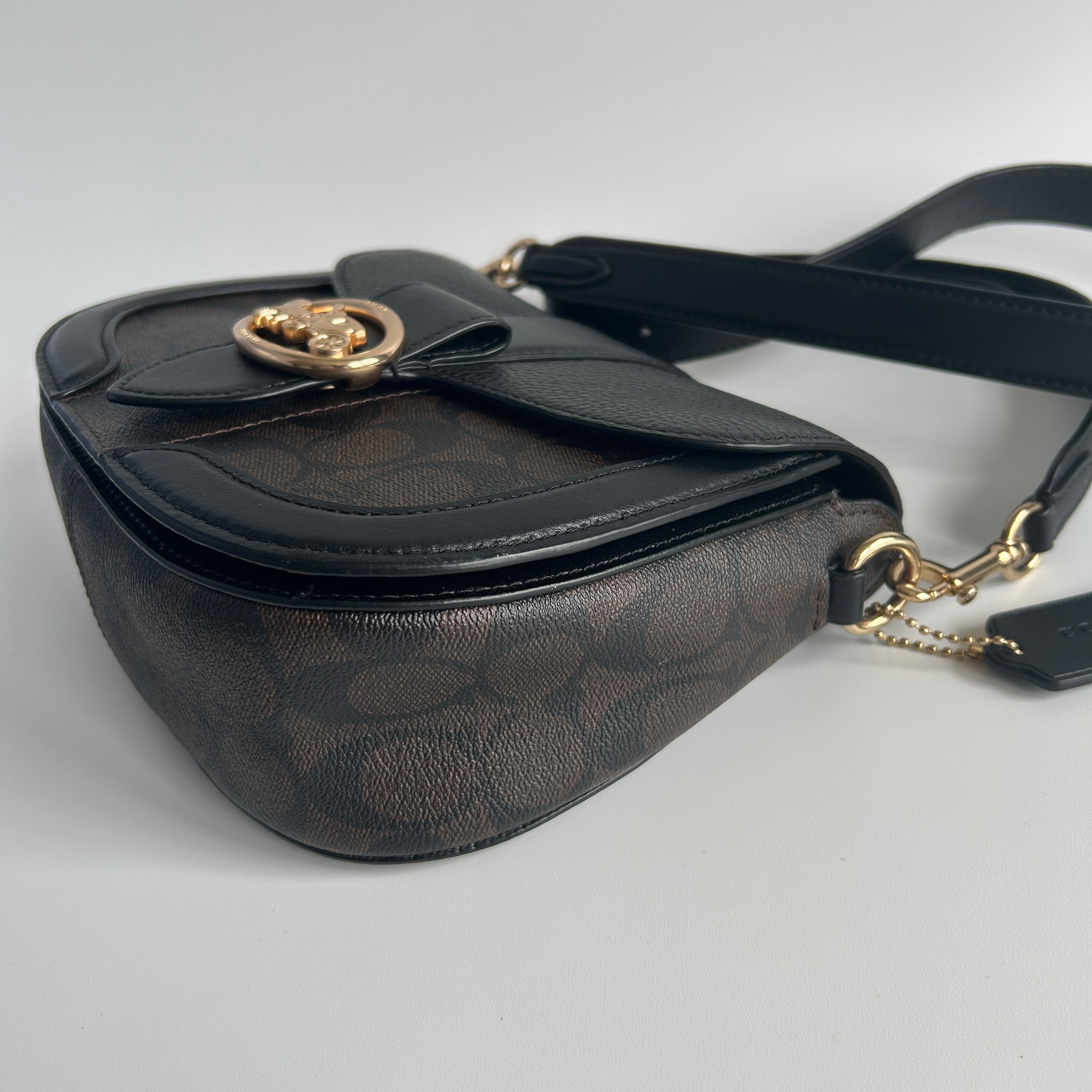 Coach Georgie Saddle Bag Brown Black Signature Canvas Leather C2806 Excellent