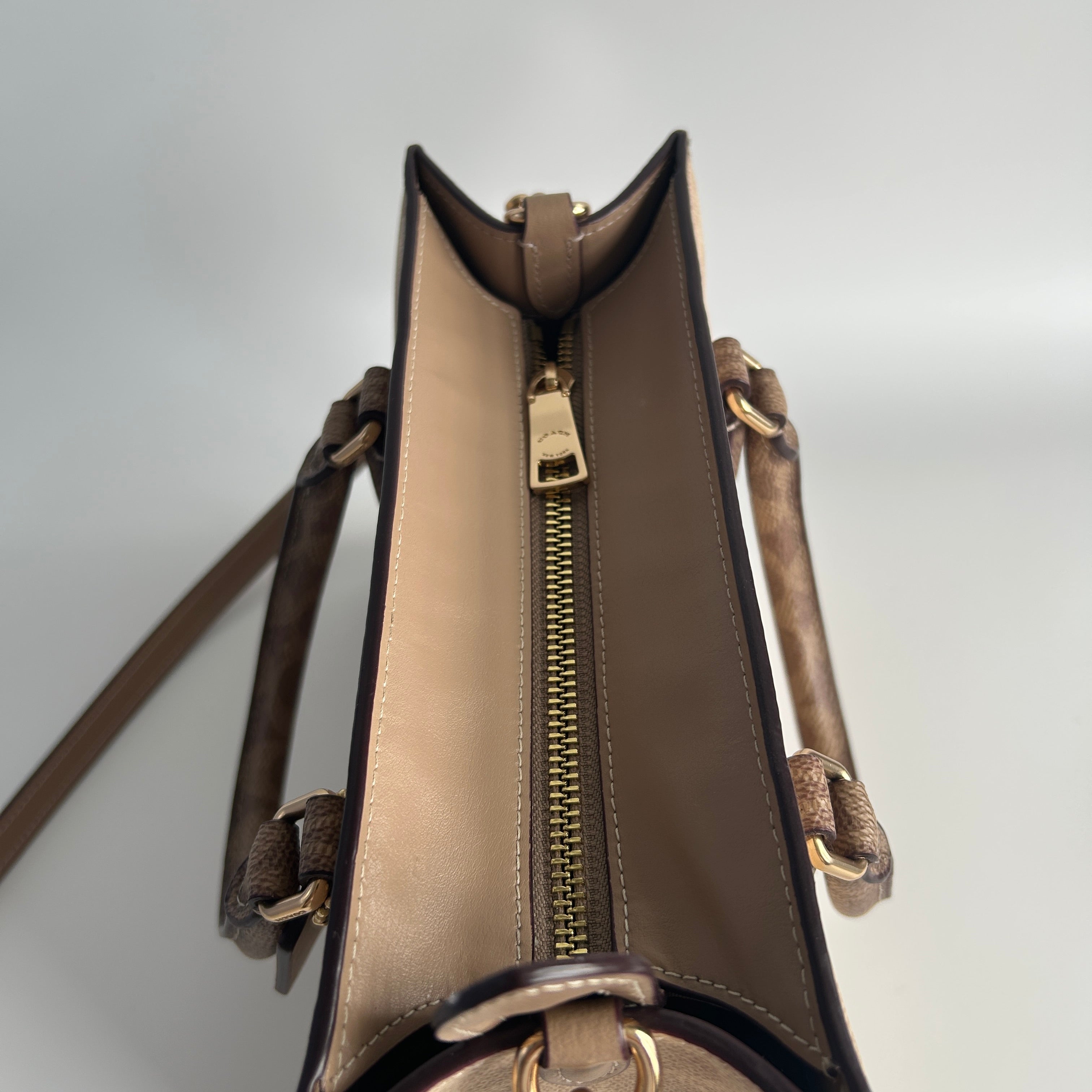 Coach Maggie Small Tote Tan Chalk Blocked Signature Canvas Bag CY676 Good
