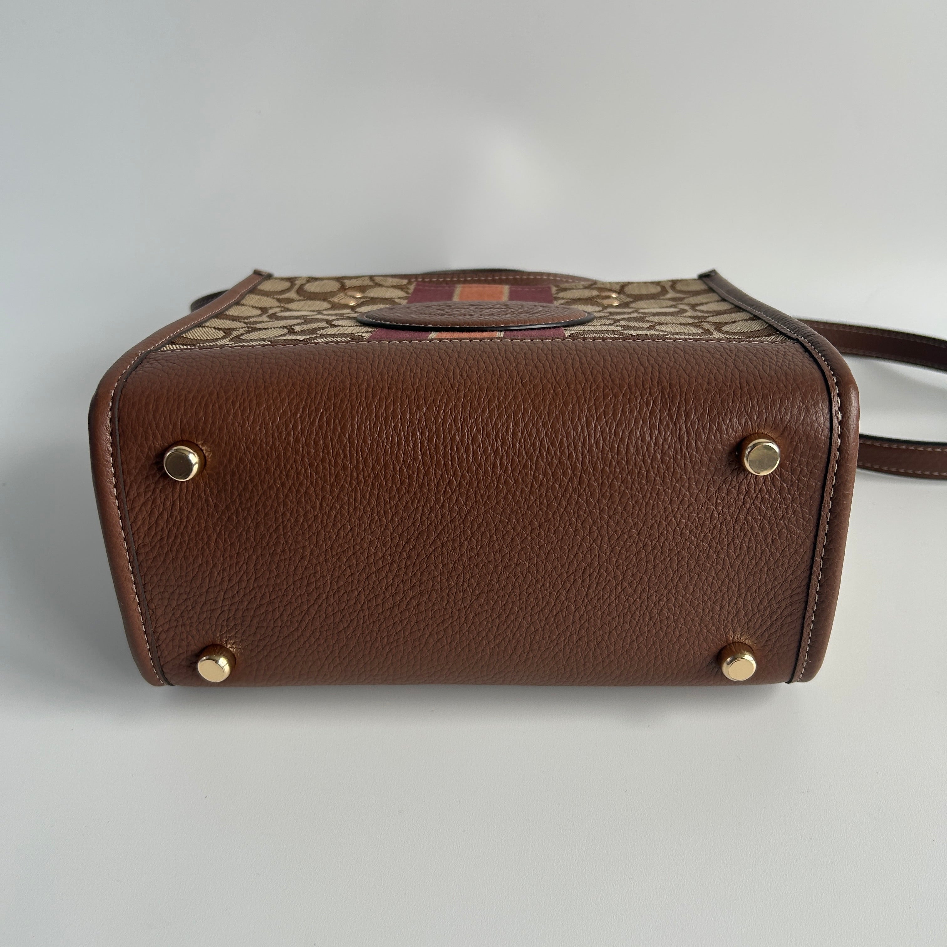 Coach Dempsey Tote 22 Brown Signature Jacquard Leather Bag Excellent