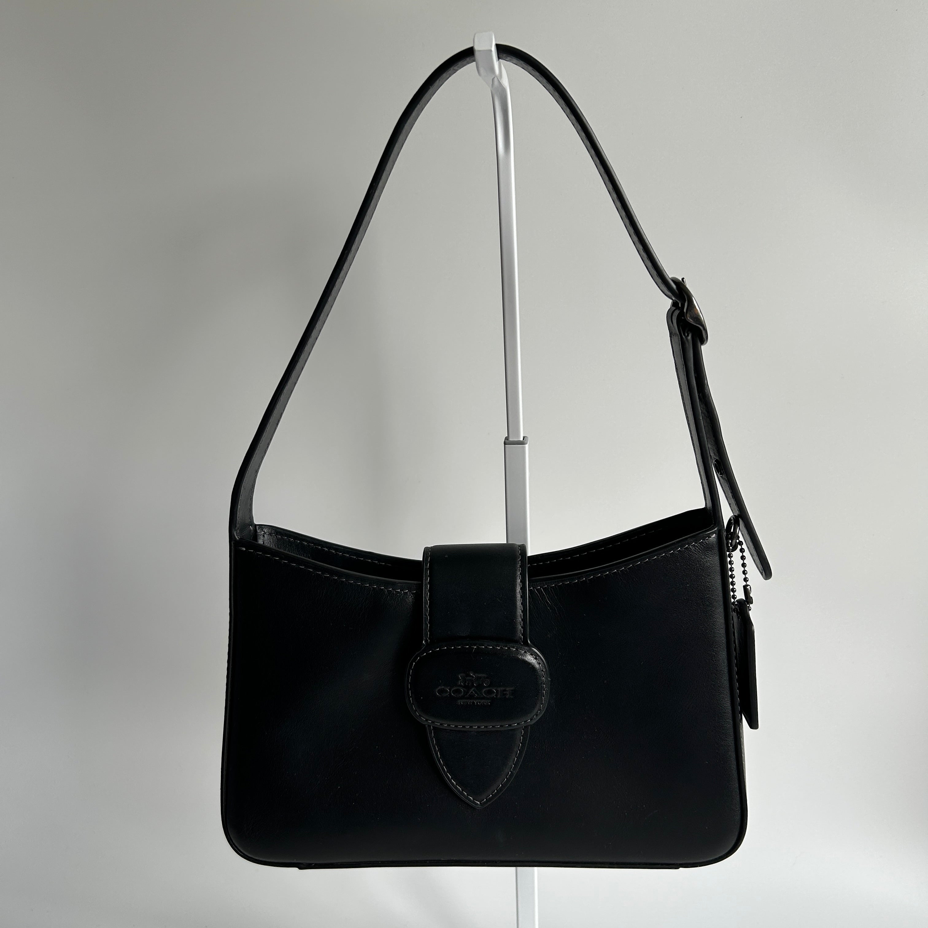 Coach Eliza Black Leather Shoulder Bag CAA93 Good Condition