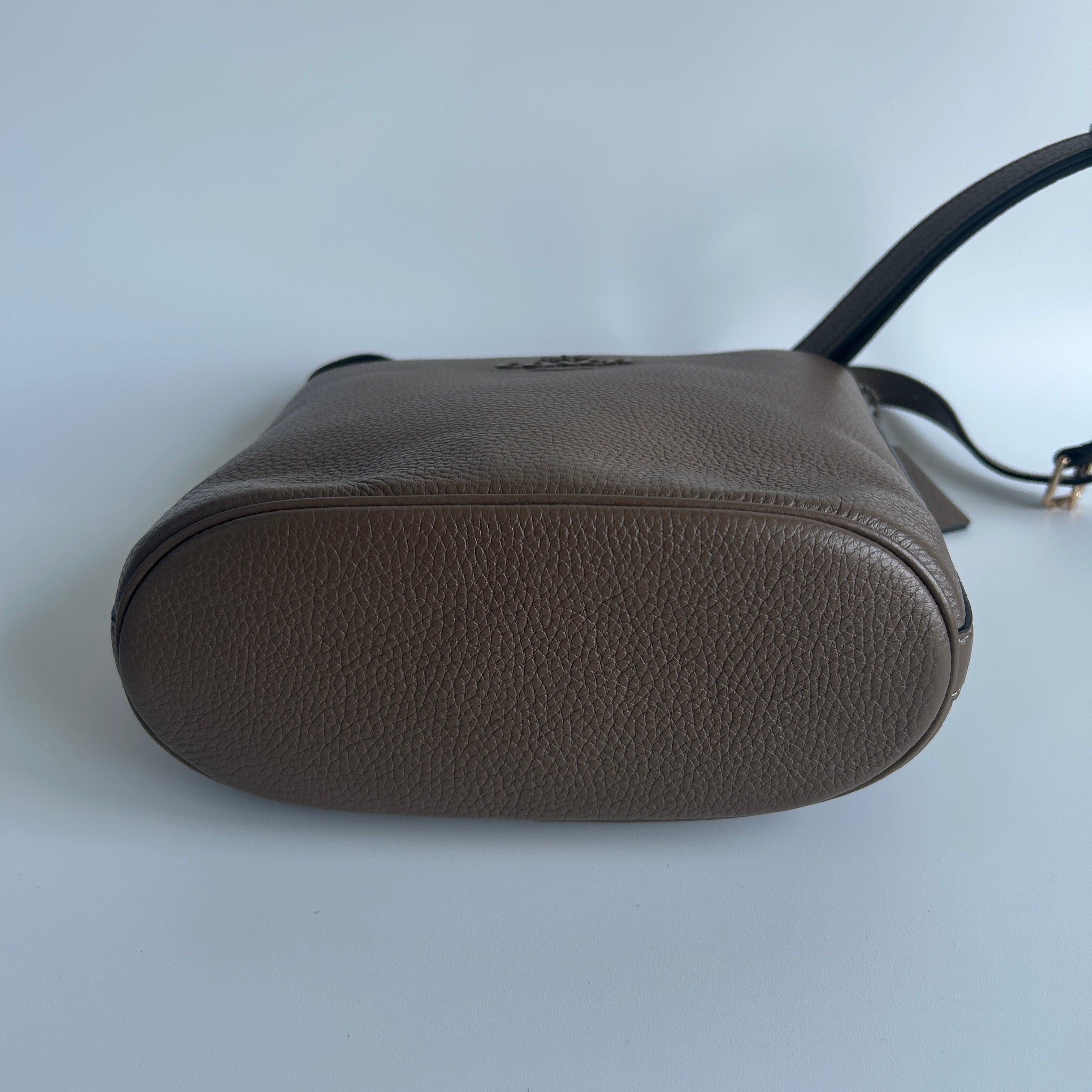 Coach Sophie Bucket Bag Dark Stone Pebbled Leather CR153 Excellent