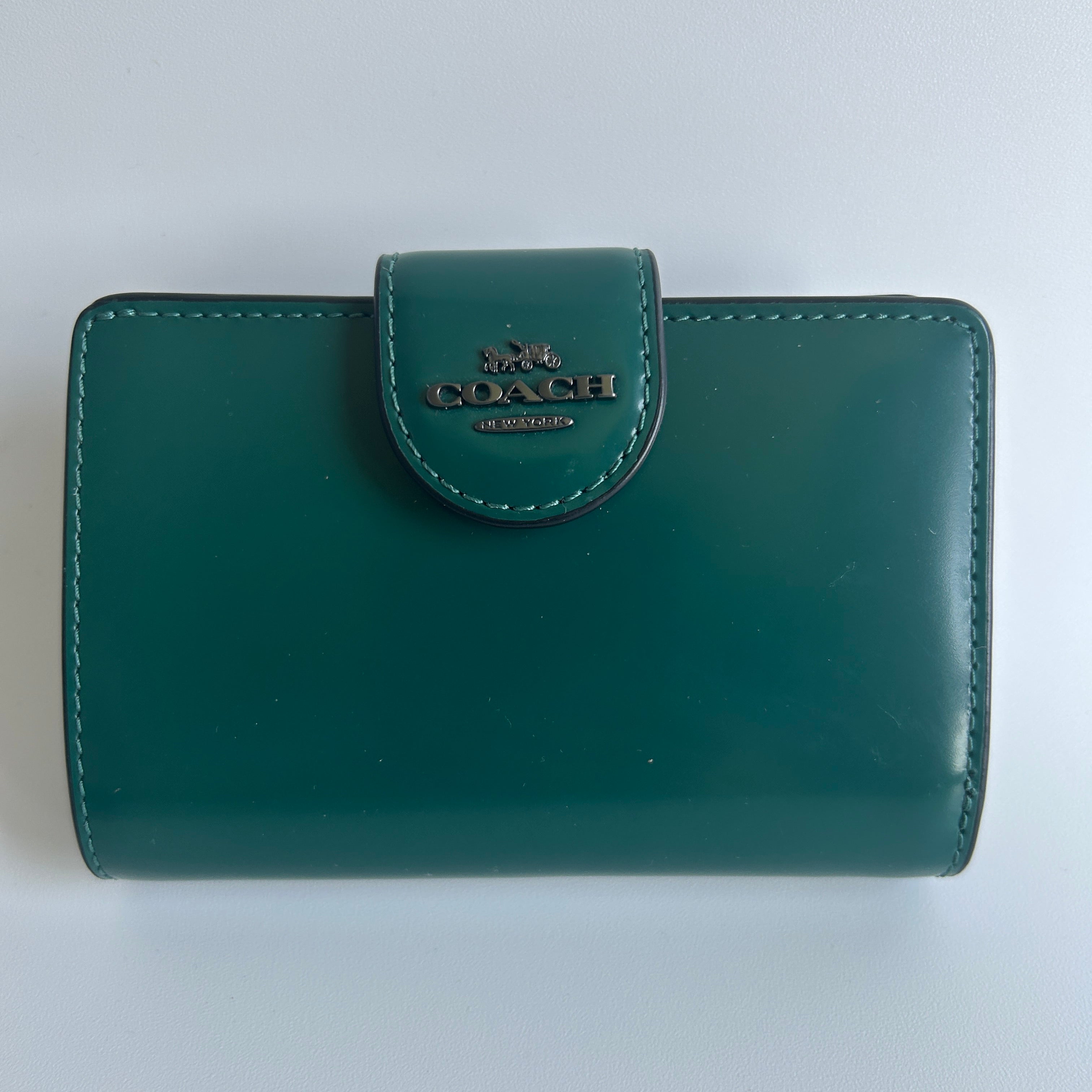 Coach Medium Corner Zip Dark Green Leather Wallet C2862 Good