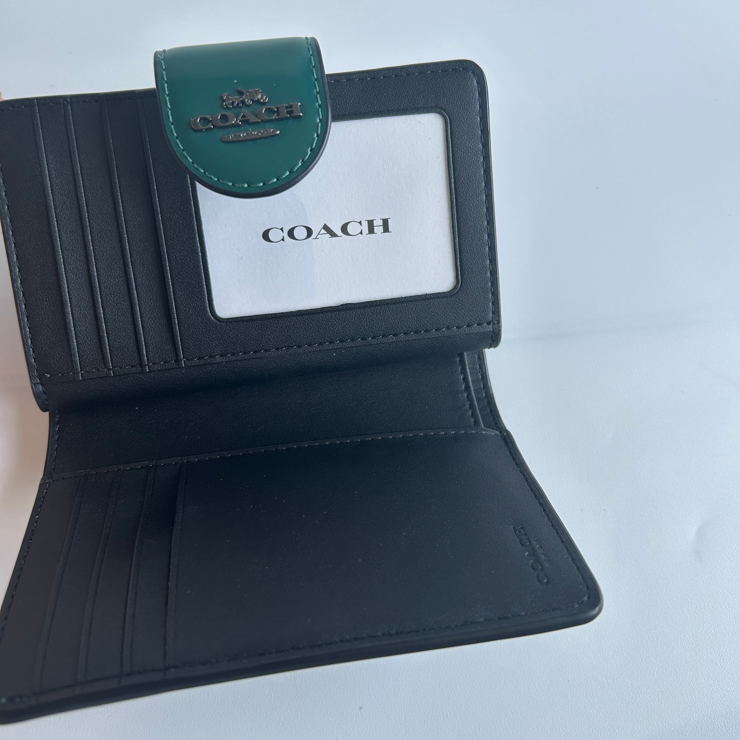Coach Medium Corner Zip Dark Green Leather Wallet C2862 Good