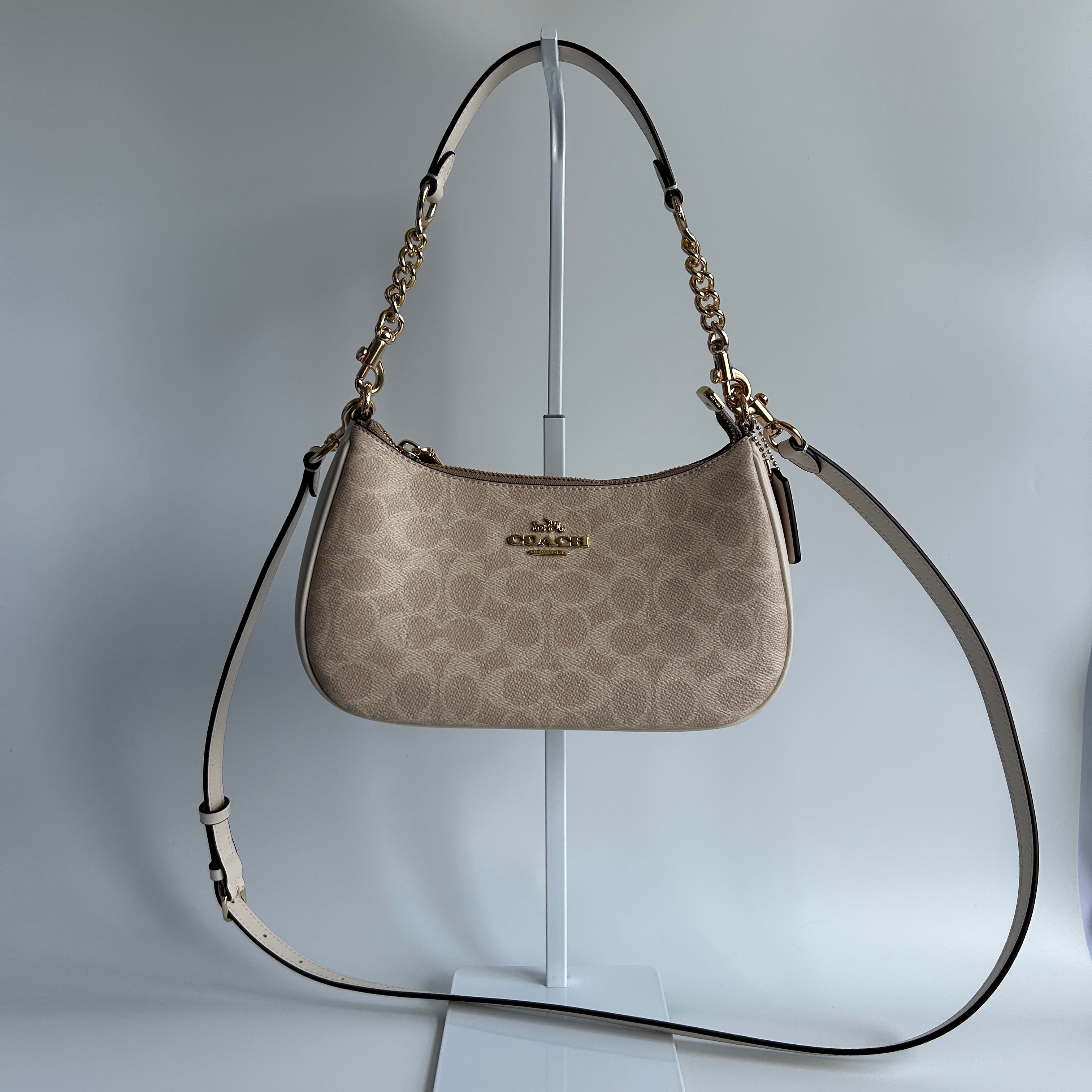 Coach Teri Shoulder Bag Chalk White Signature Canvas CV933 Excellent