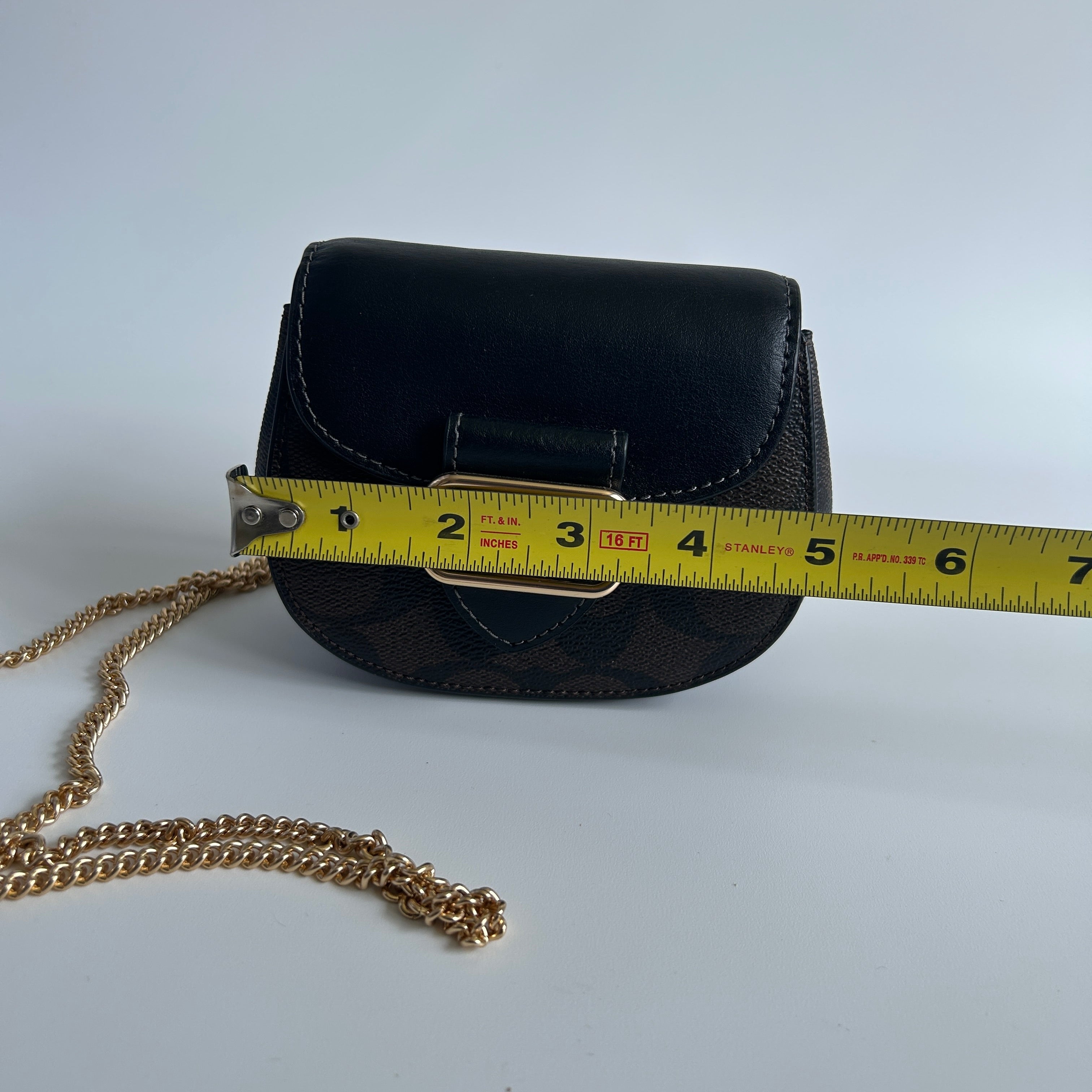 Coach Morgan Card Case on a Chain Black Brown Signature Leather Bag Excellent