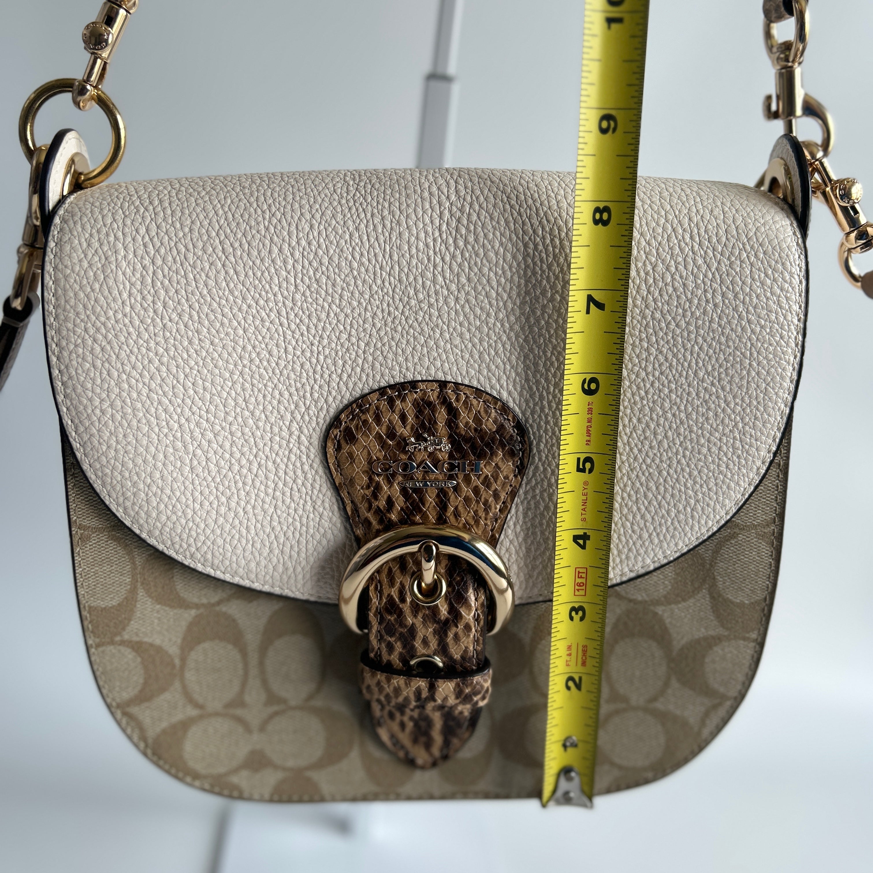 Coach Kleo Shoulder Bag 23 Chalk White Signature Canvas Leather Excellent