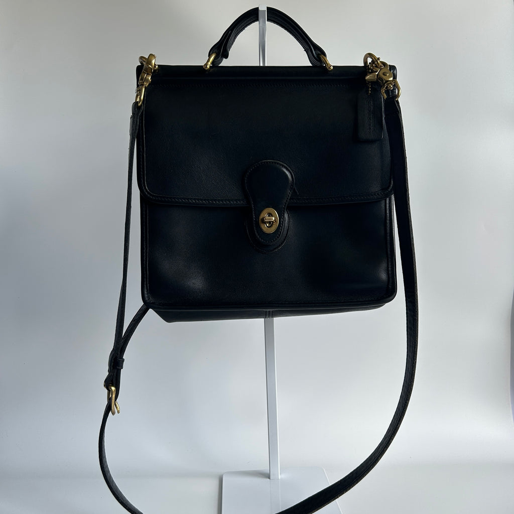 Coach Willis 9927 Black Glove Tanned Leather Crossbody Bag Excellent