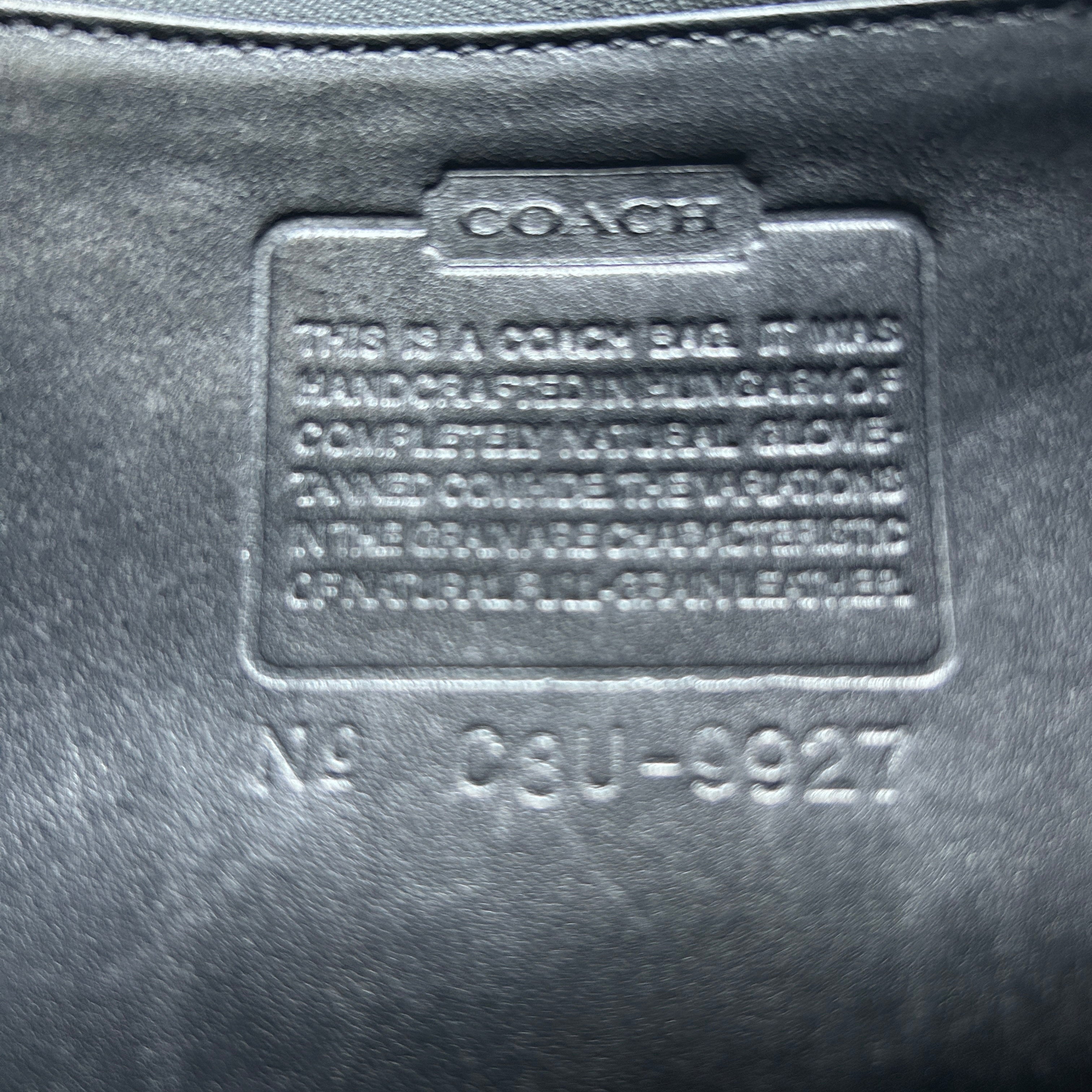 Coach Willis 9927 Black Glove Tanned Leather Crossbody Bag Excellent