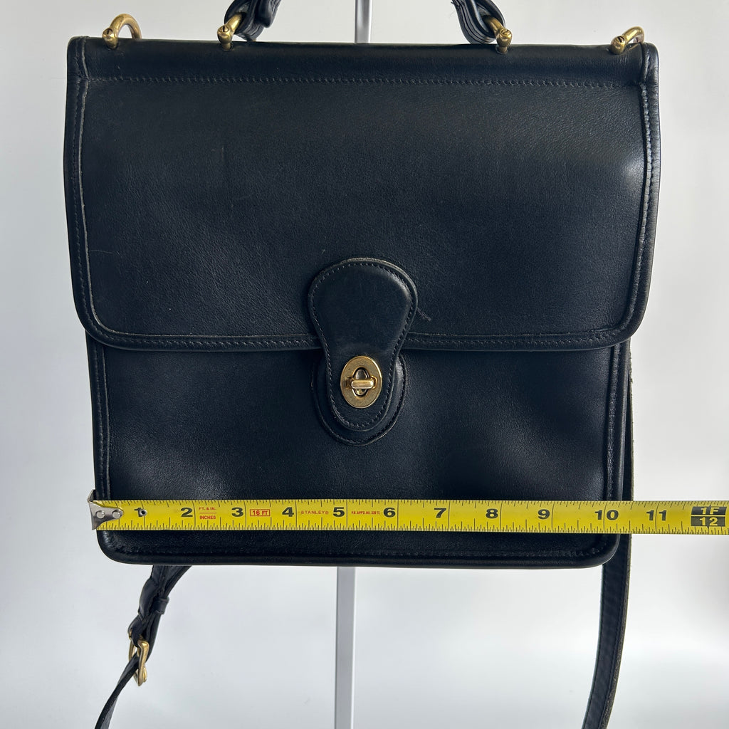 Coach Willis 9927 Black Glove Tanned Leather Crossbody Bag Excellent